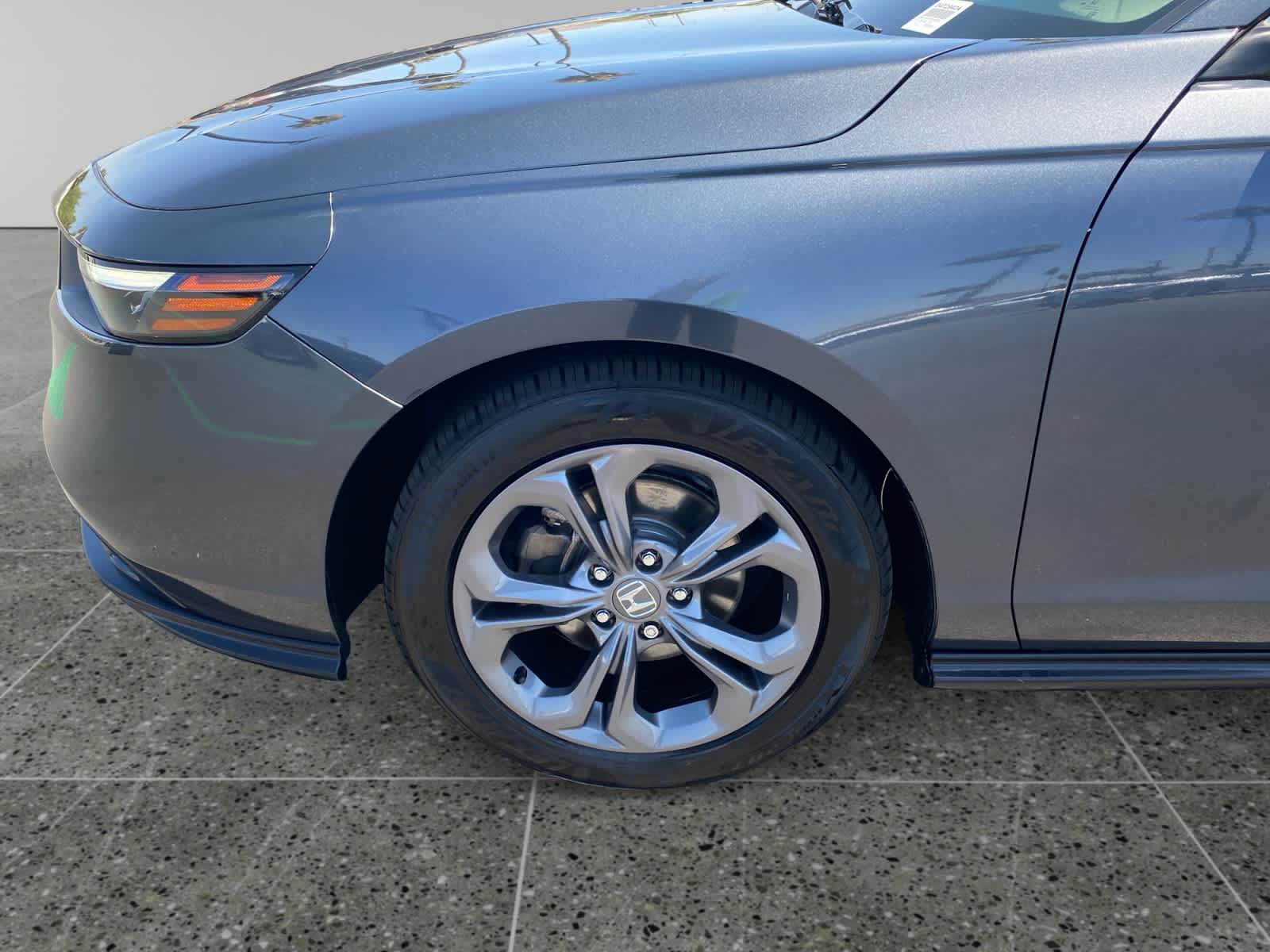 2023 Honda Accord EX - Photo 14