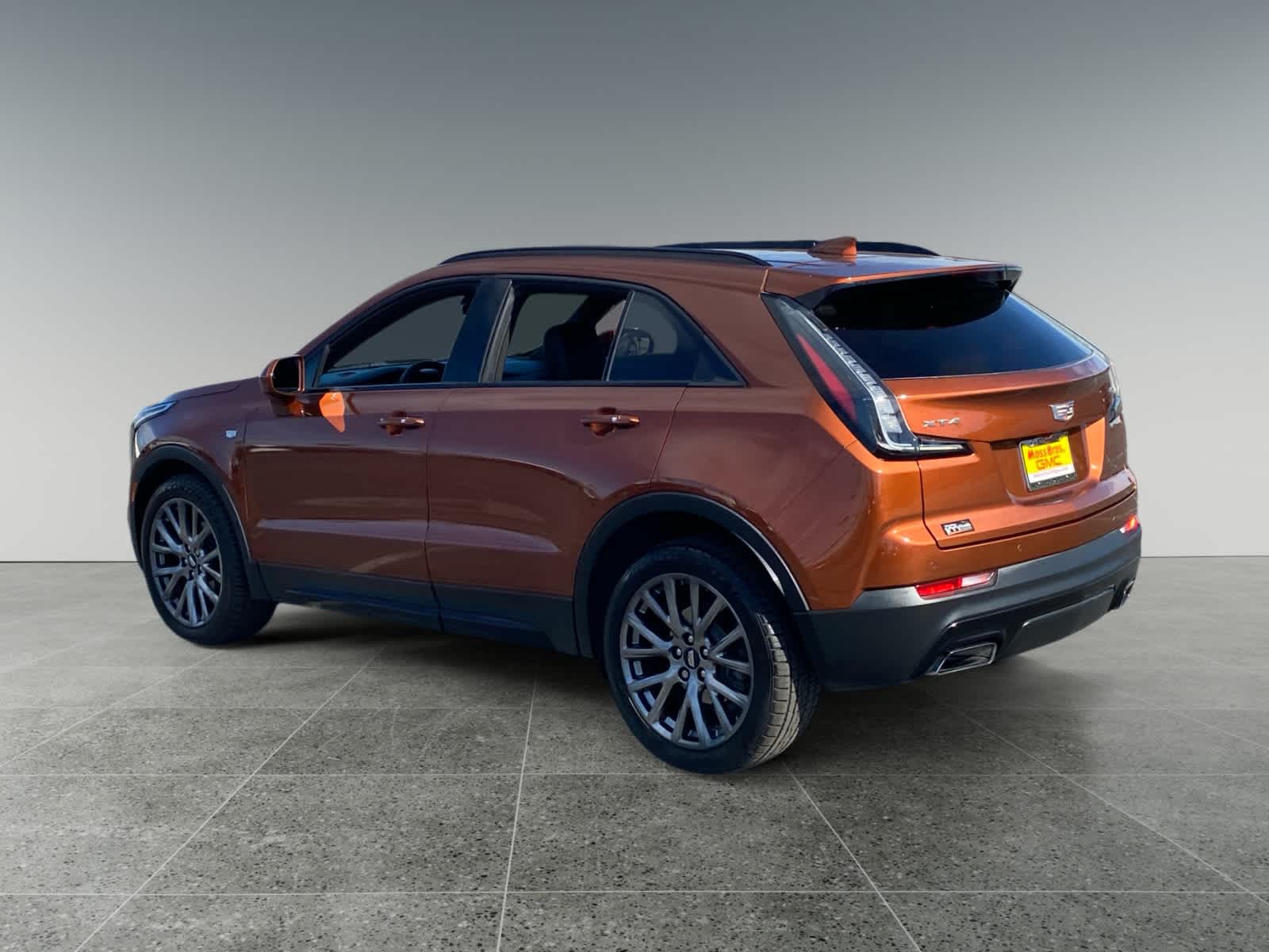 2019 CADILLAC XT4 Sport photo 3