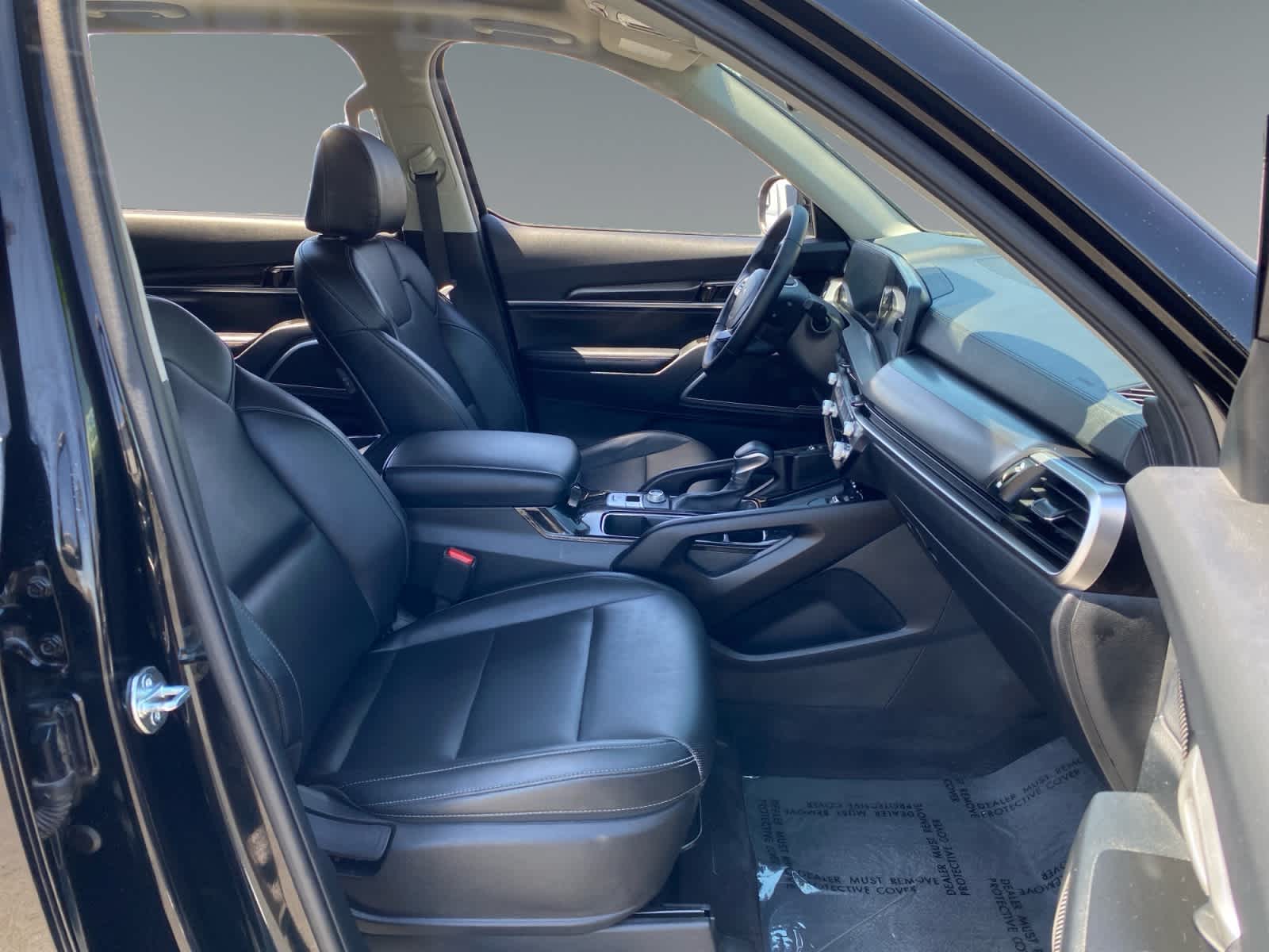 2024 Kia Telluride S - Photo 15