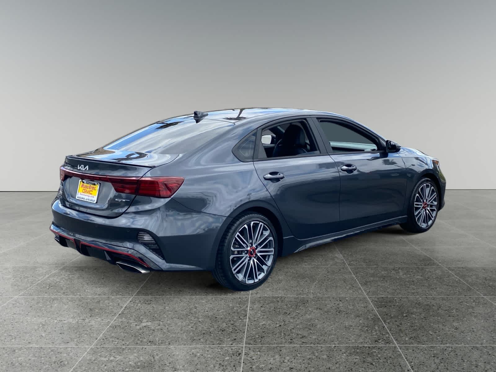 2023 Kia Forte GT - Photo 5