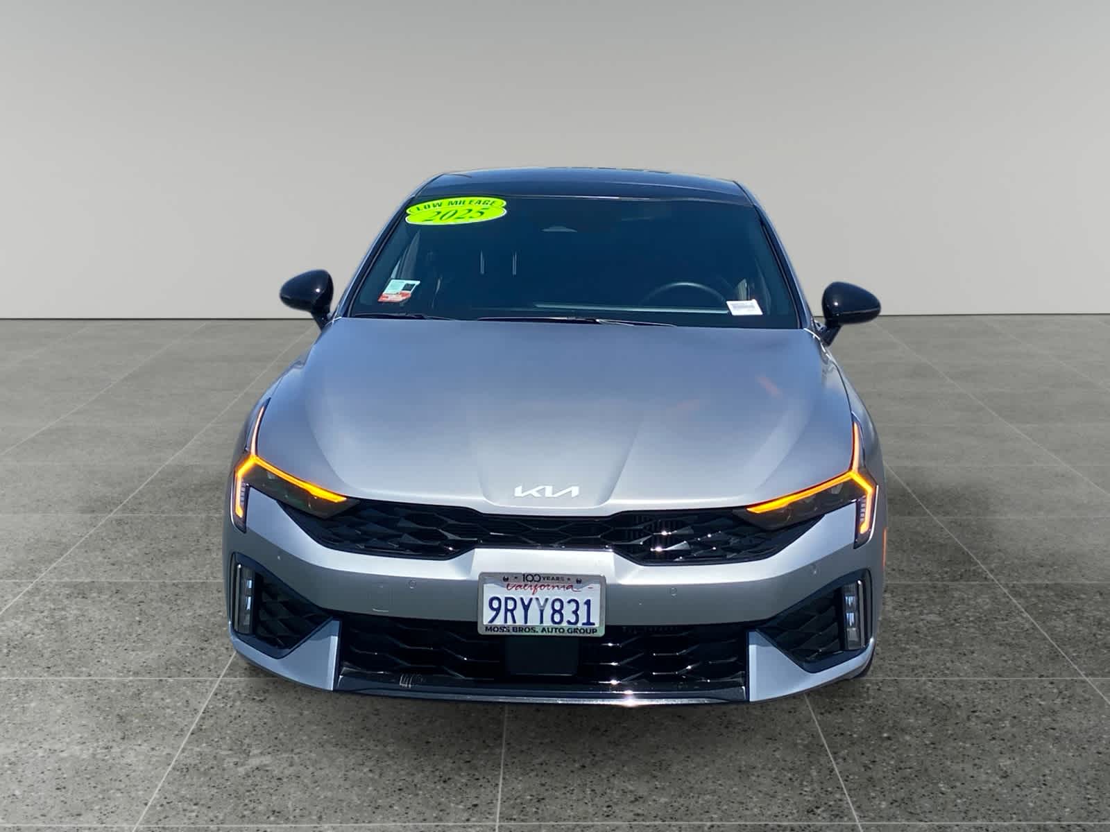 2025 Kia K5 GT - Photo 8