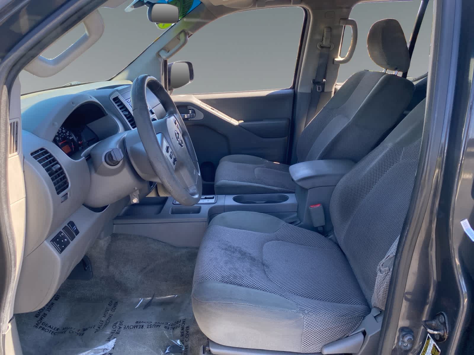 2015 Nissan Frontier SV - Photo 9