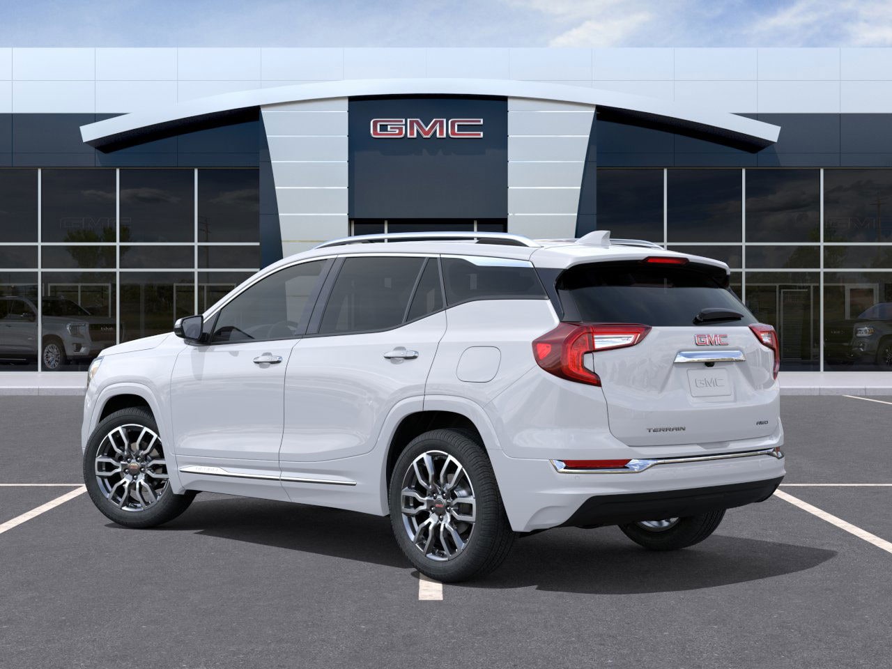 2024 GMC Terrain Denali - Photo 3