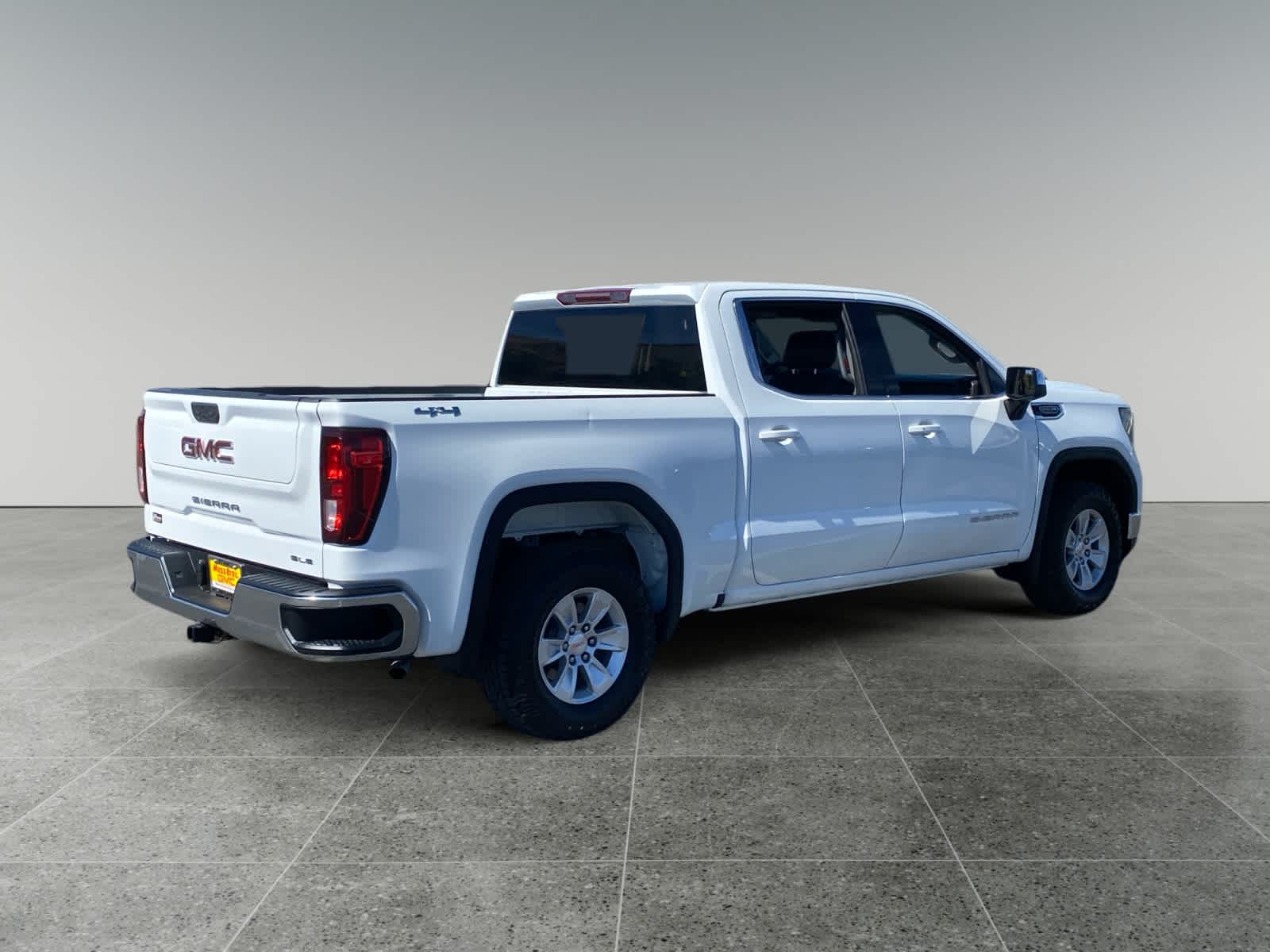 2023 GMC Sierra 1500 SLE photo 5
