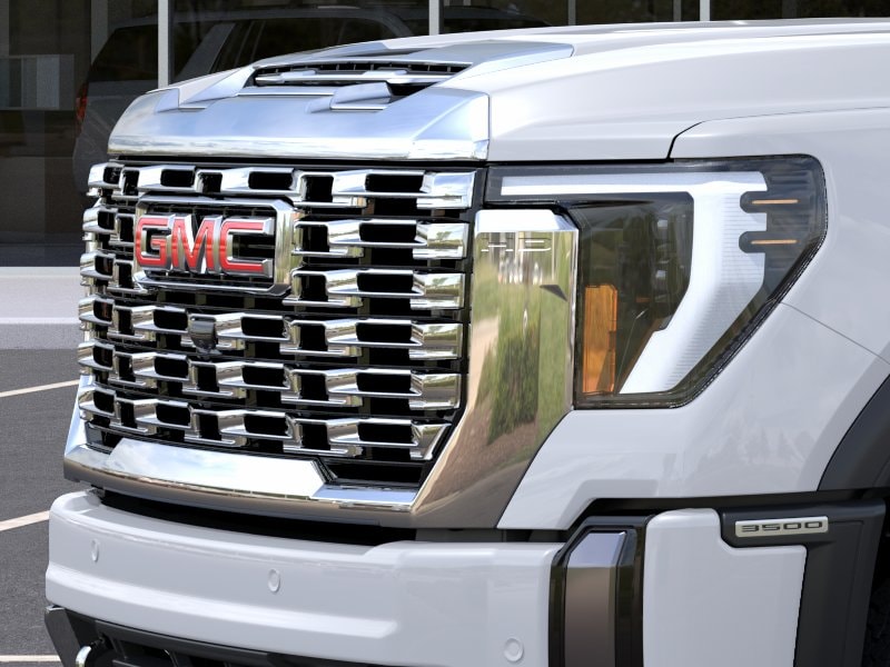 2026 GMC Sierra 3500HD Denali - Photo 13