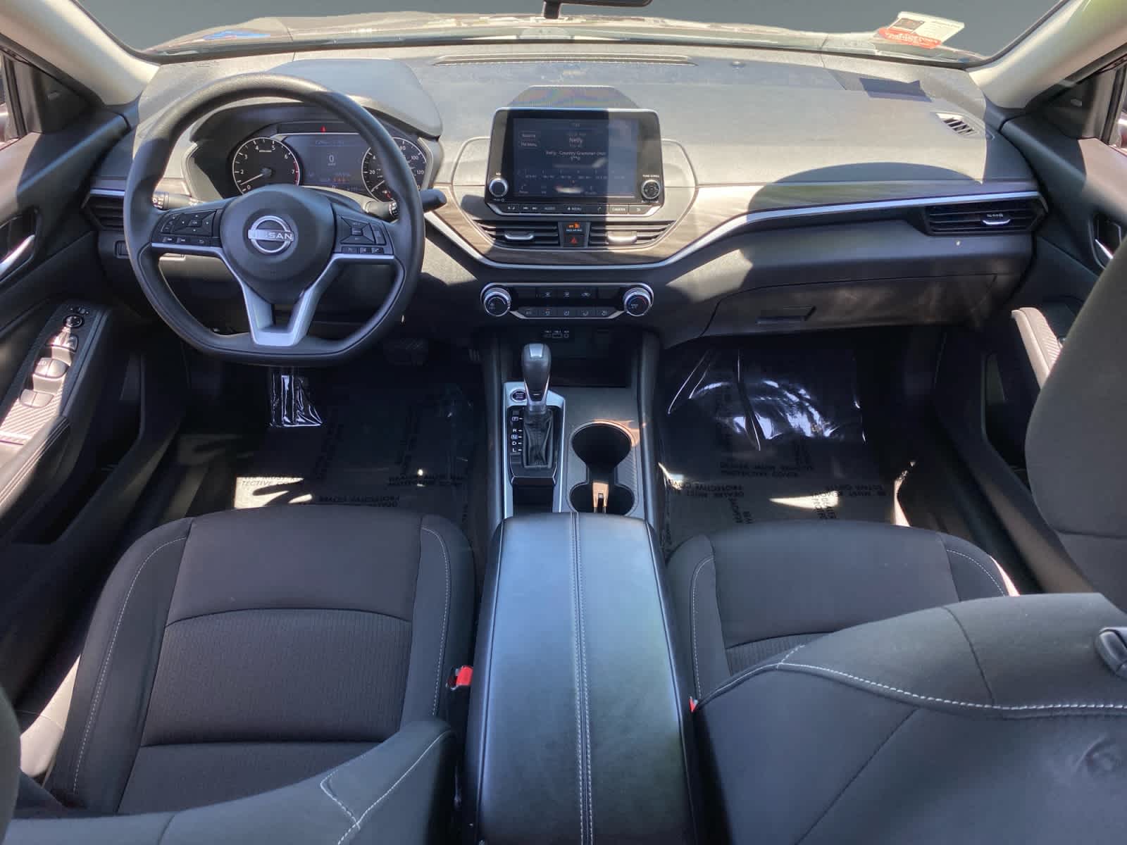 2025 Nissan Altima SV - Photo 10