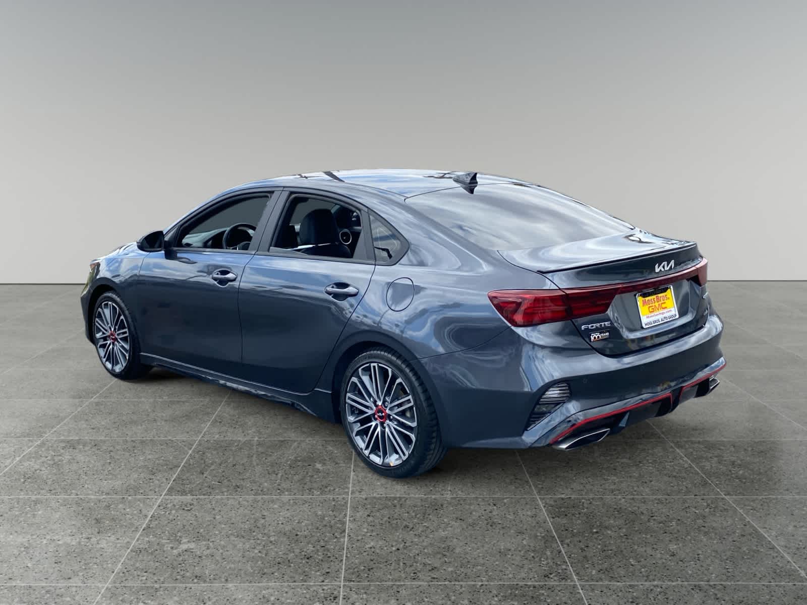 2023 Kia Forte GT - Photo 3