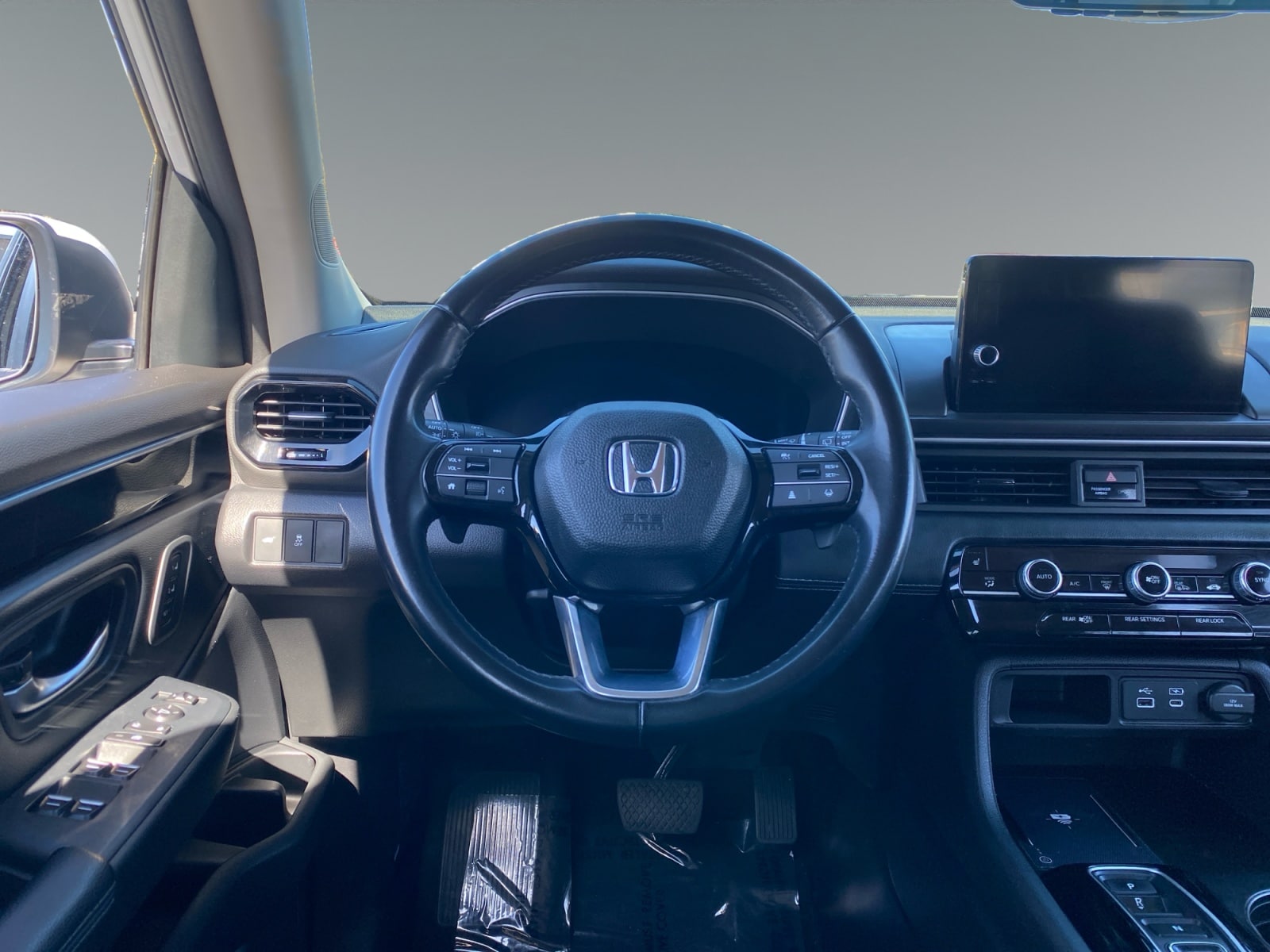 2023 Honda Pilot EX-L - Photo 12