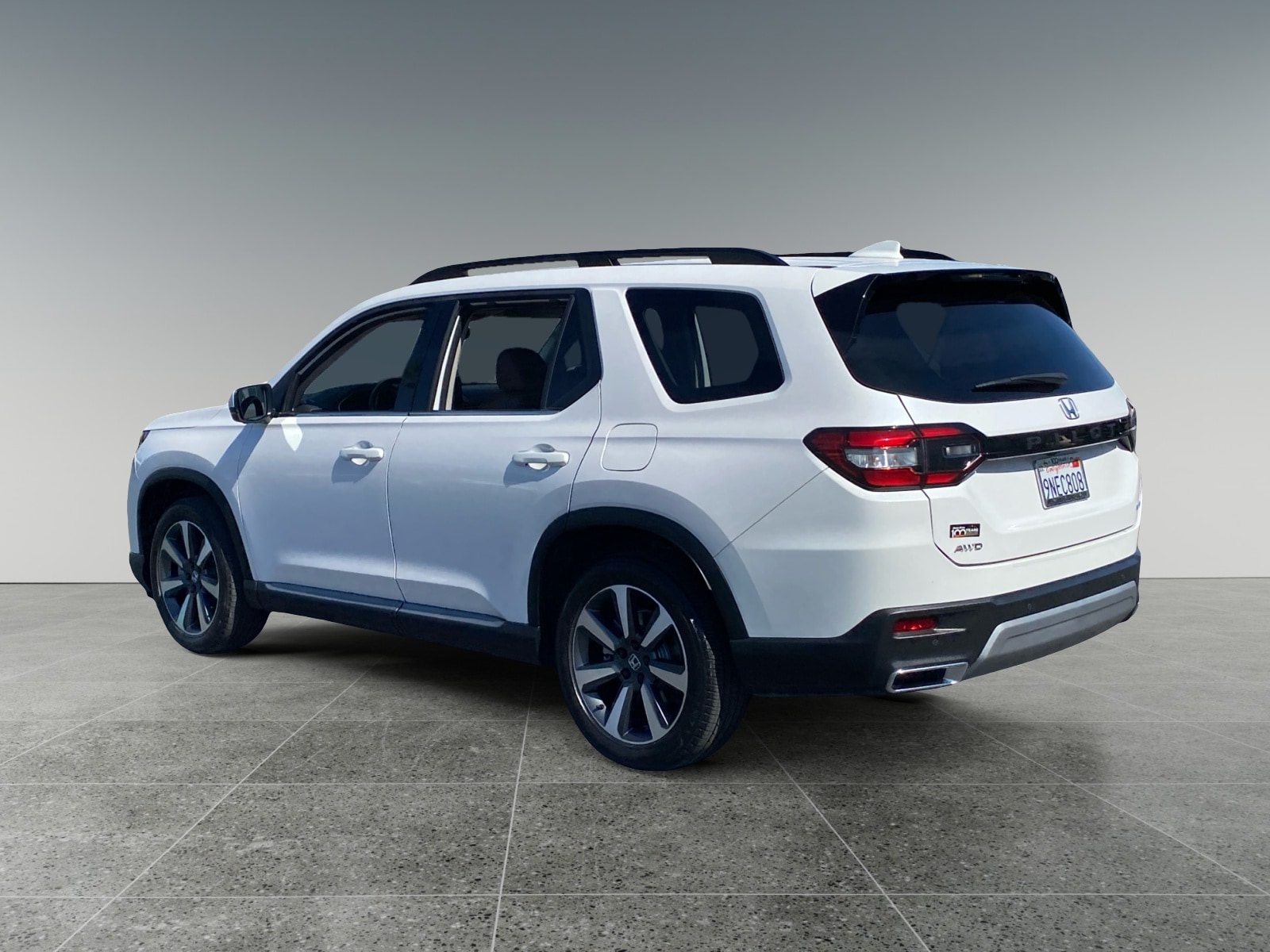 2023 Honda Pilot Elite photo 3