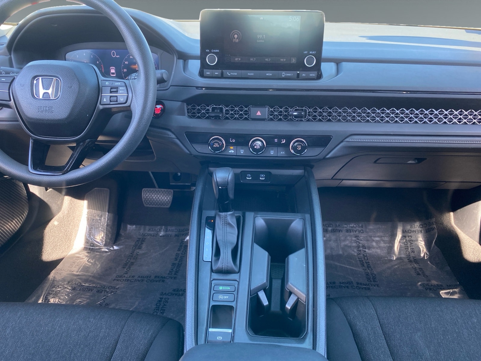 2025 Honda Accord LX - Photo 11
