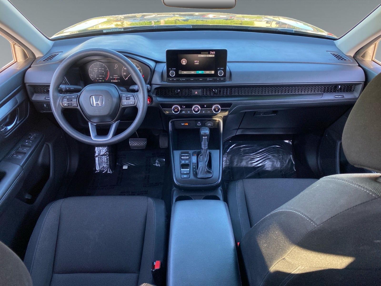 2025 Honda CR-V LX - Photo 10