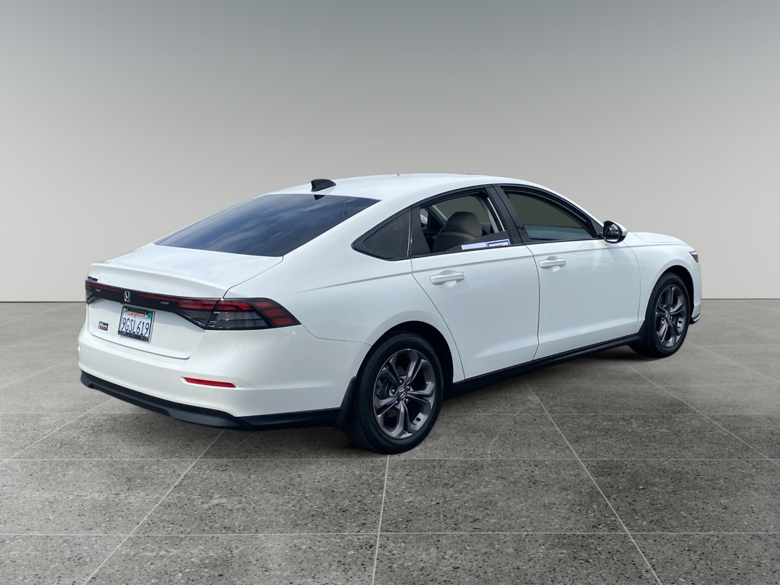 2023 Honda Accord EX - Photo 5