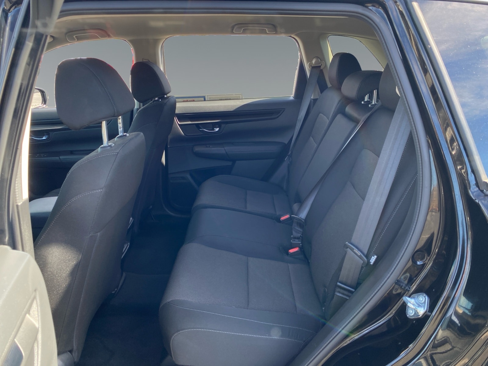 2025 Honda CR-V LX - Photo 13