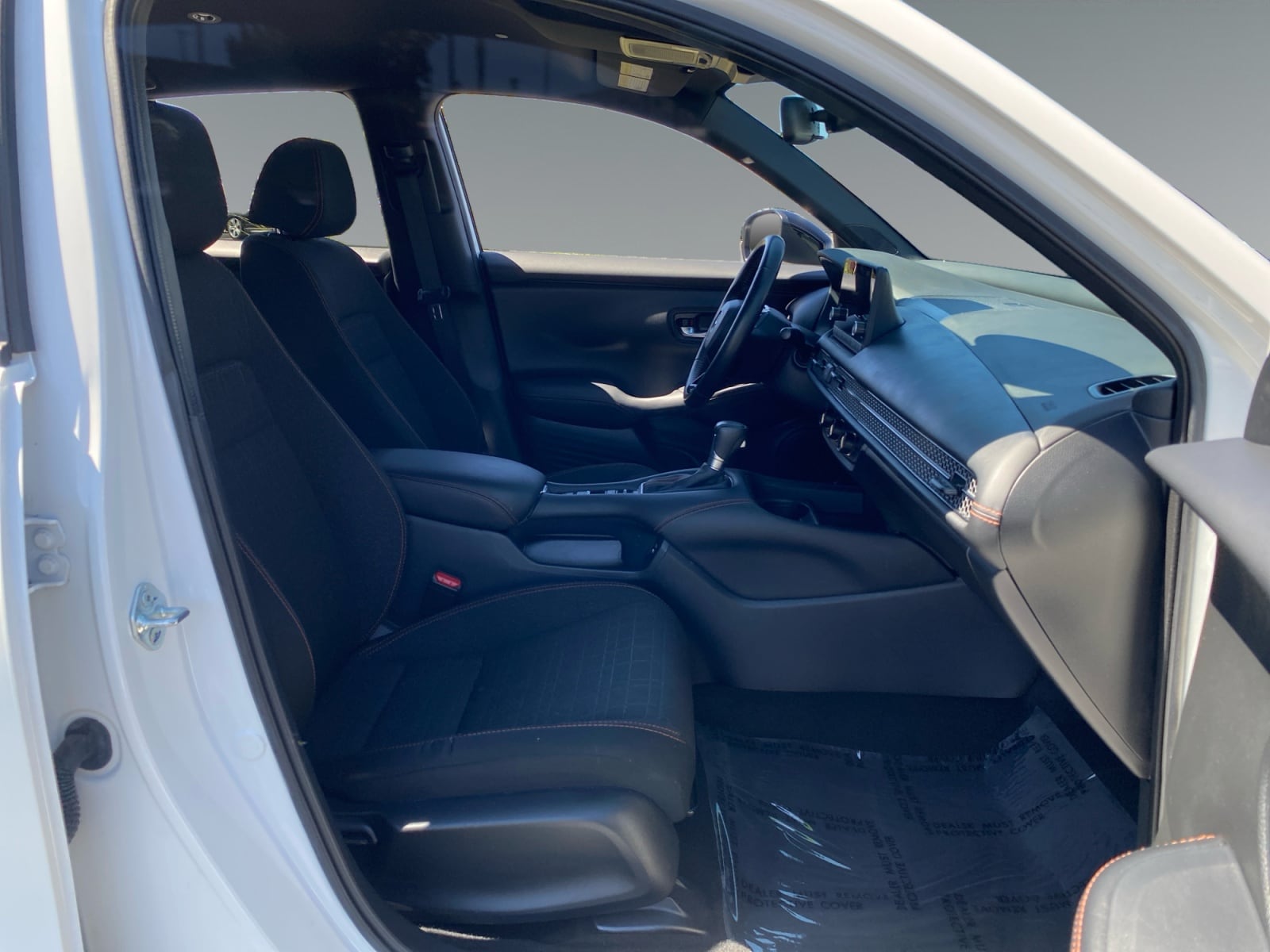 2025 Honda HR-V Sport - Photo 15
