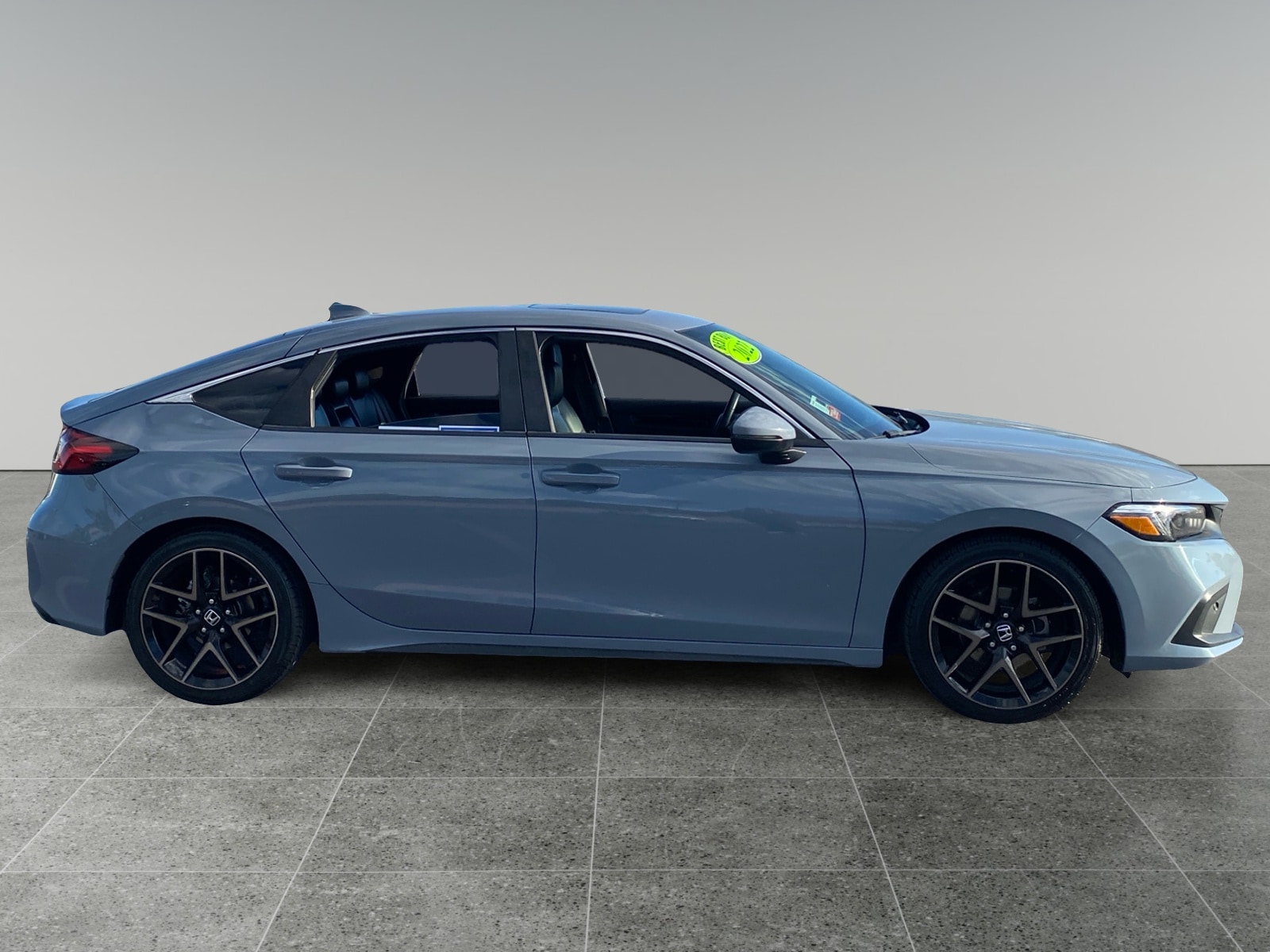 2022 Honda Civic Sport Touring photo 6