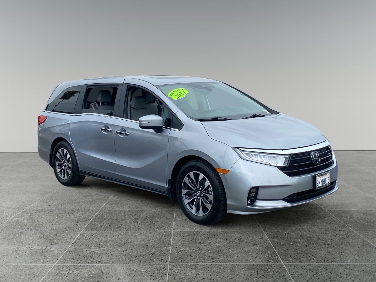 2024 Honda Odyssey EX-L - Photo 7