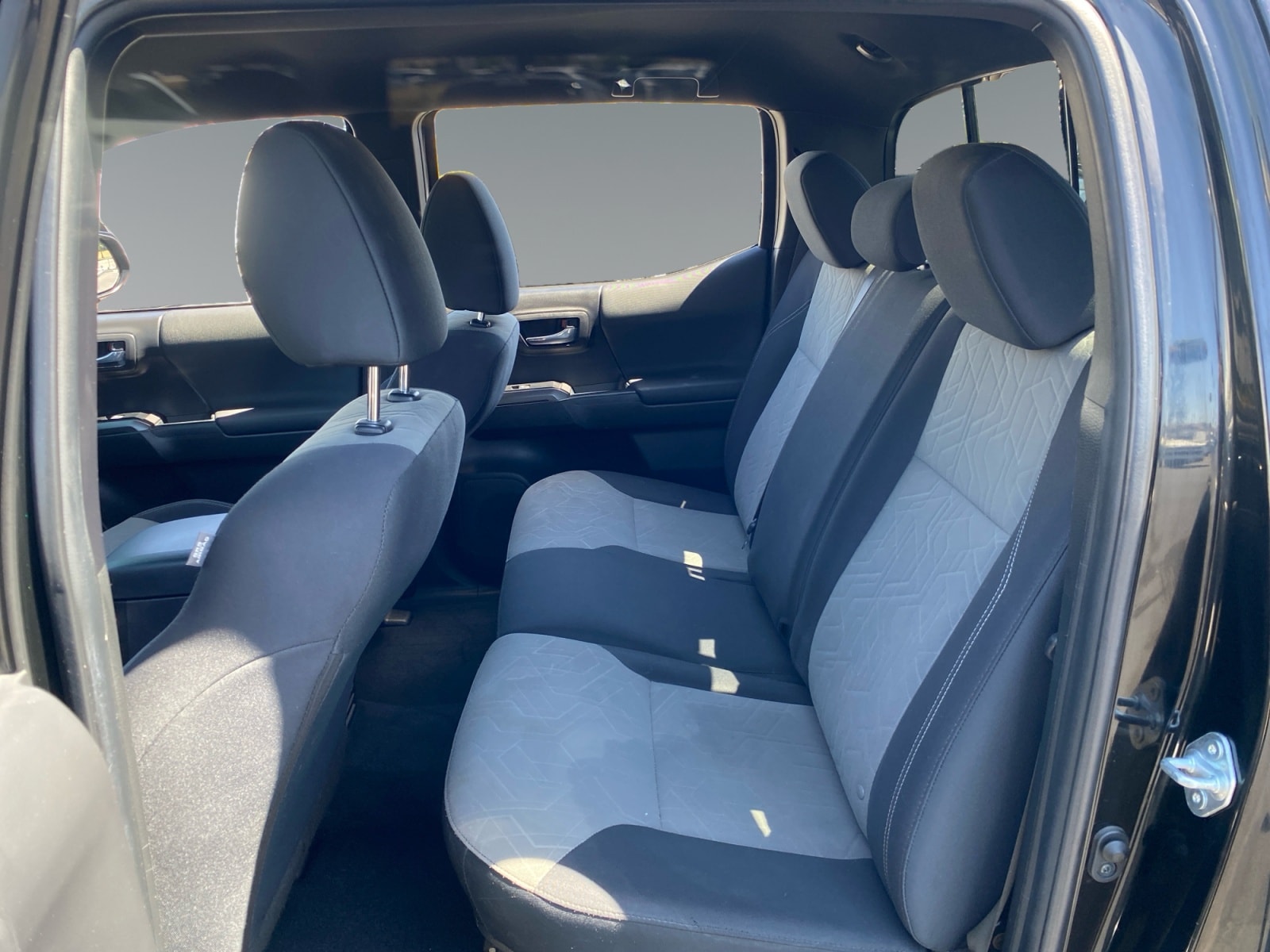 2022 Toyota Tacoma TRD Off Road - Photo 13