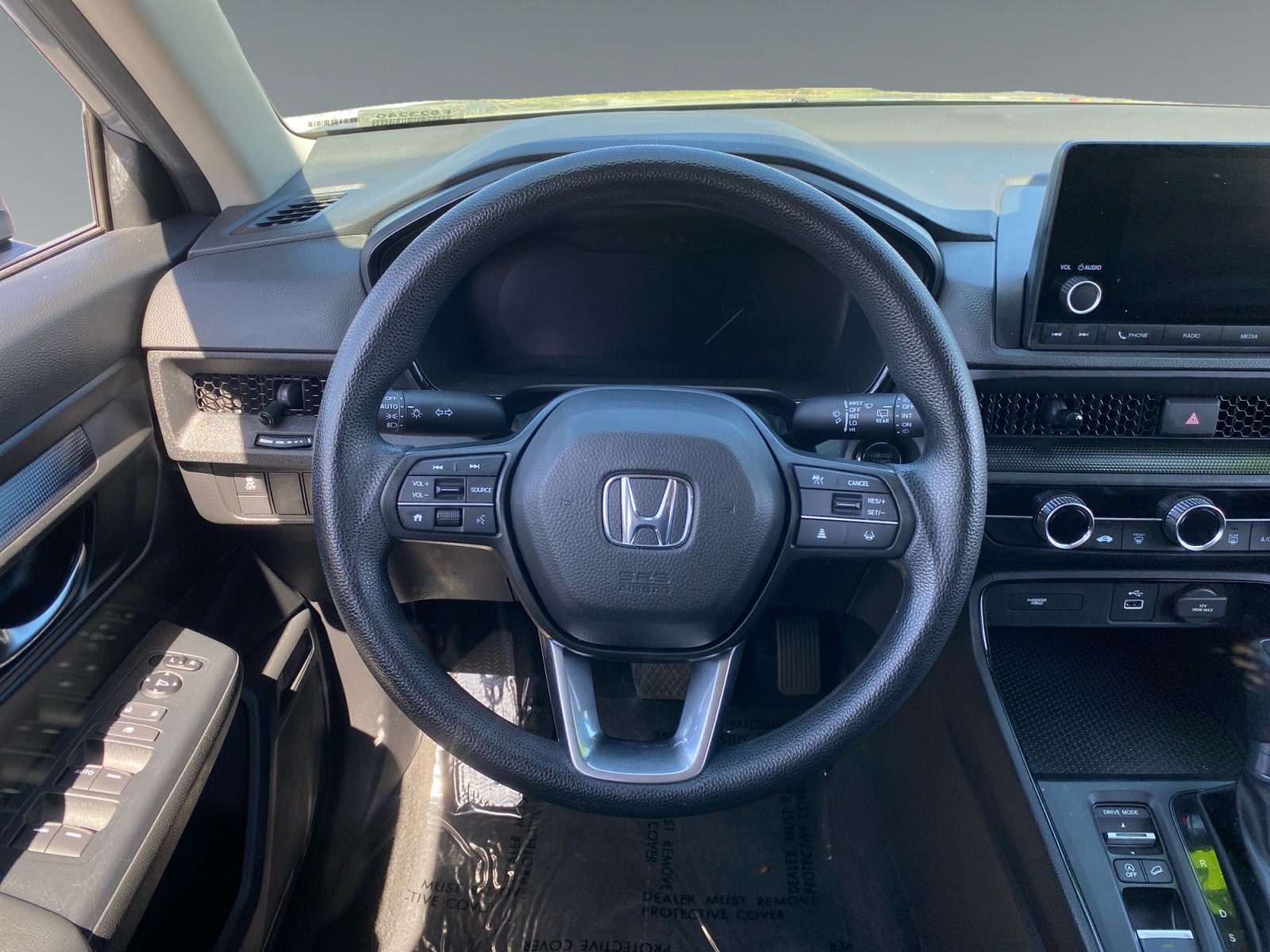 2025 Honda CR-V LX - Photo 12
