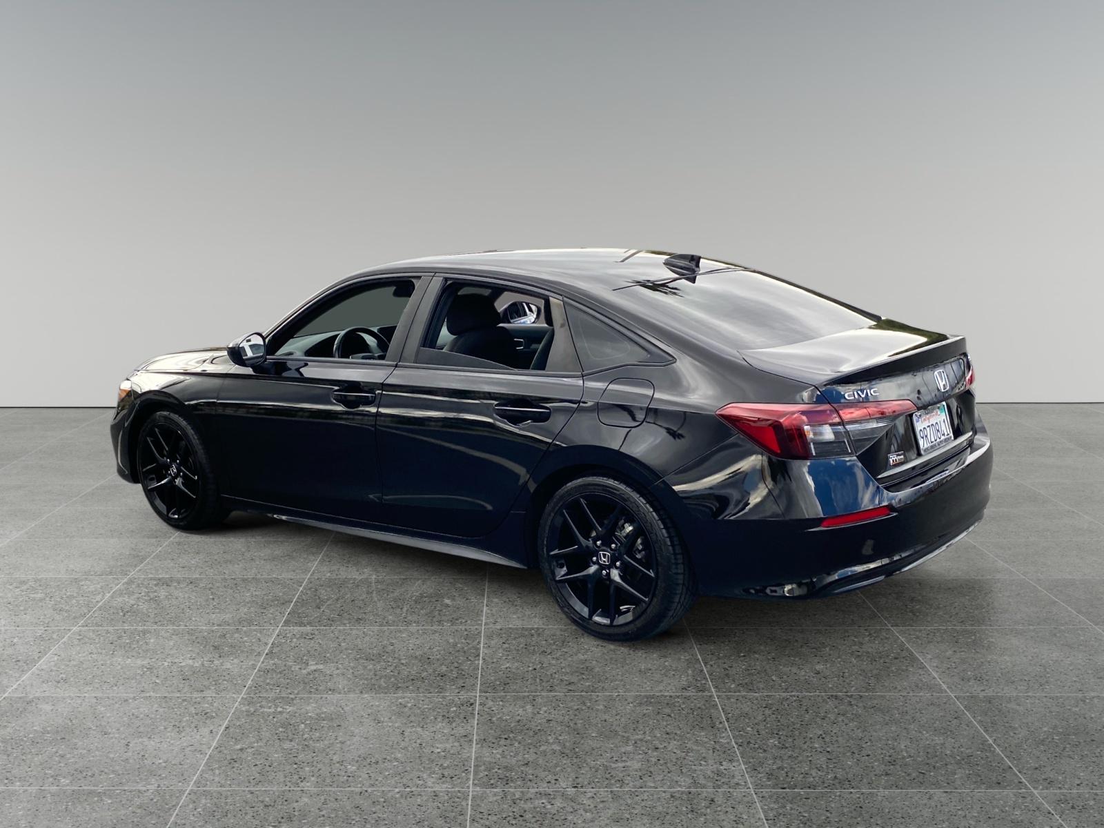 2025 Honda Civic Sport - Photo 3