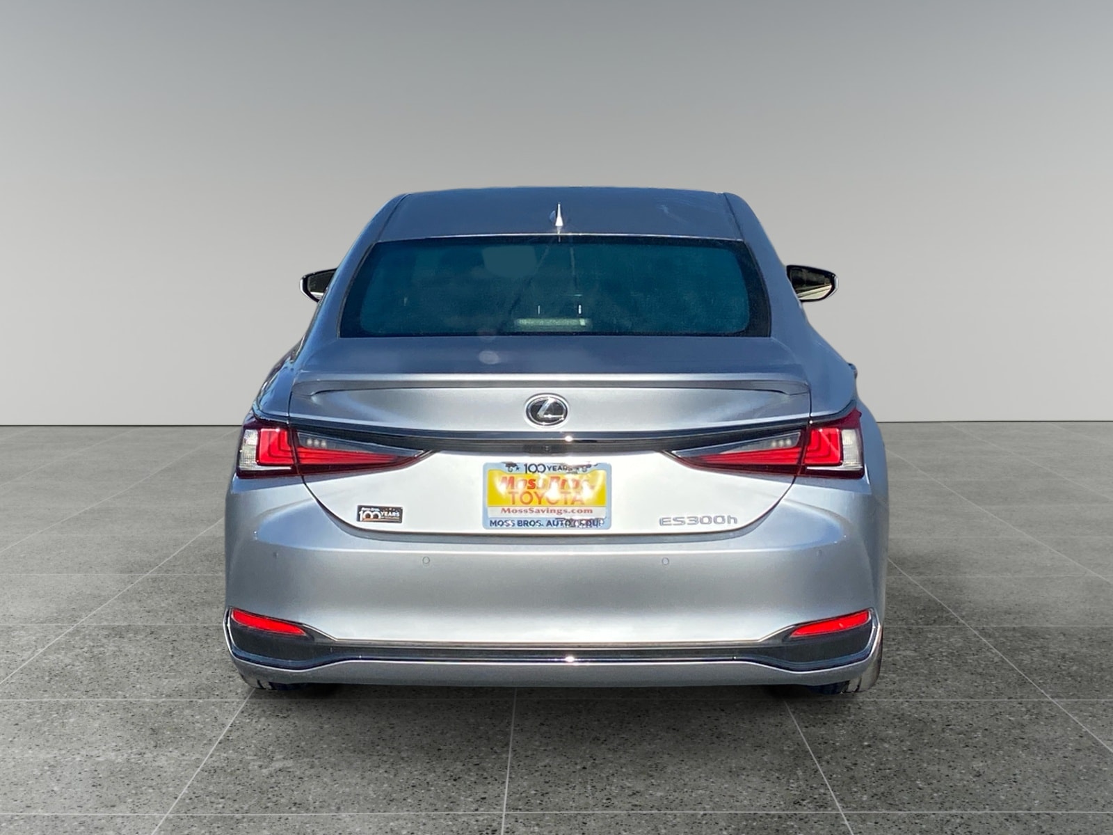 2024 LEXUS ES 300h 300h F SPORT Design photo 4