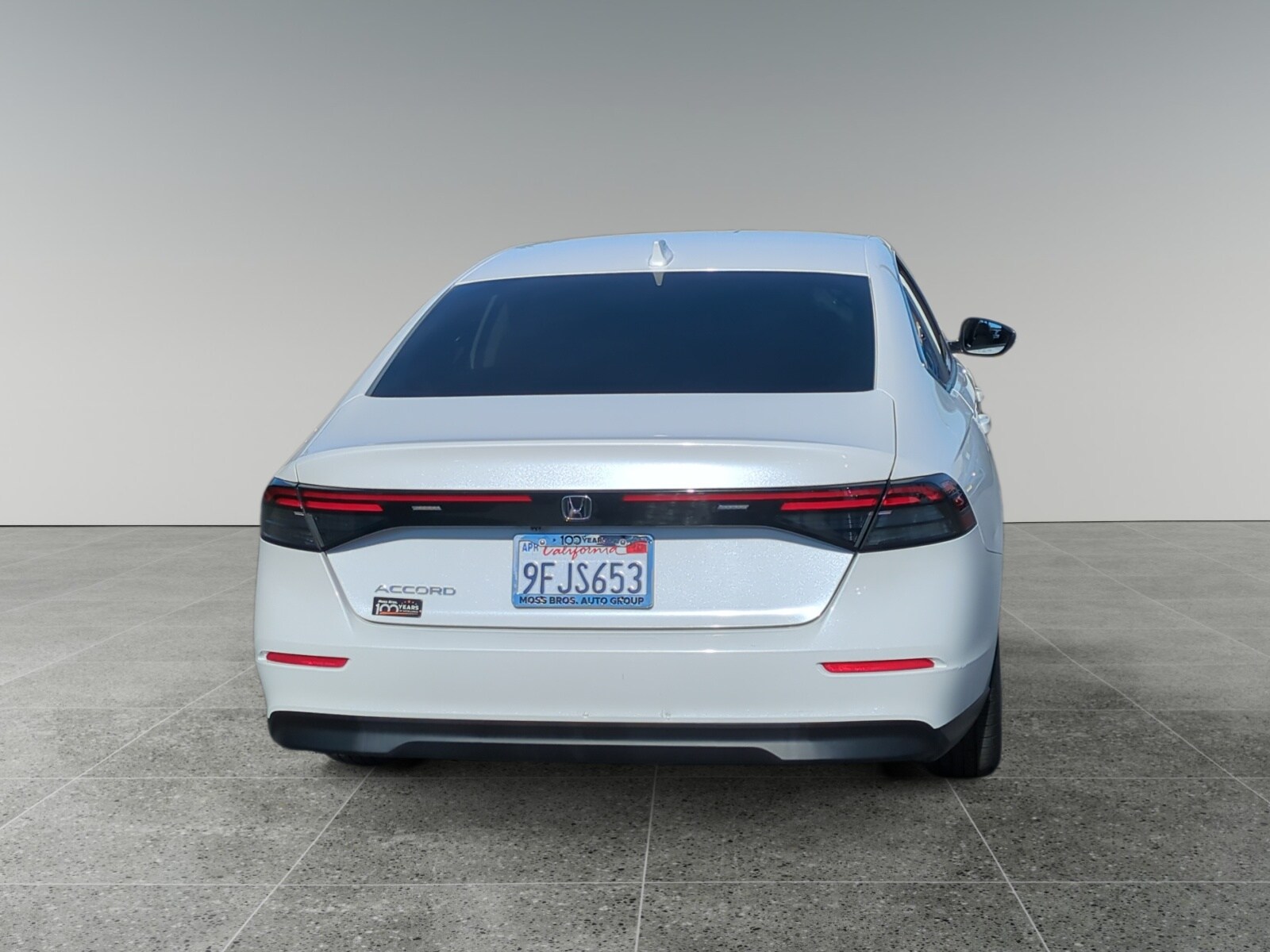 2023 Honda Accord LX photo 2