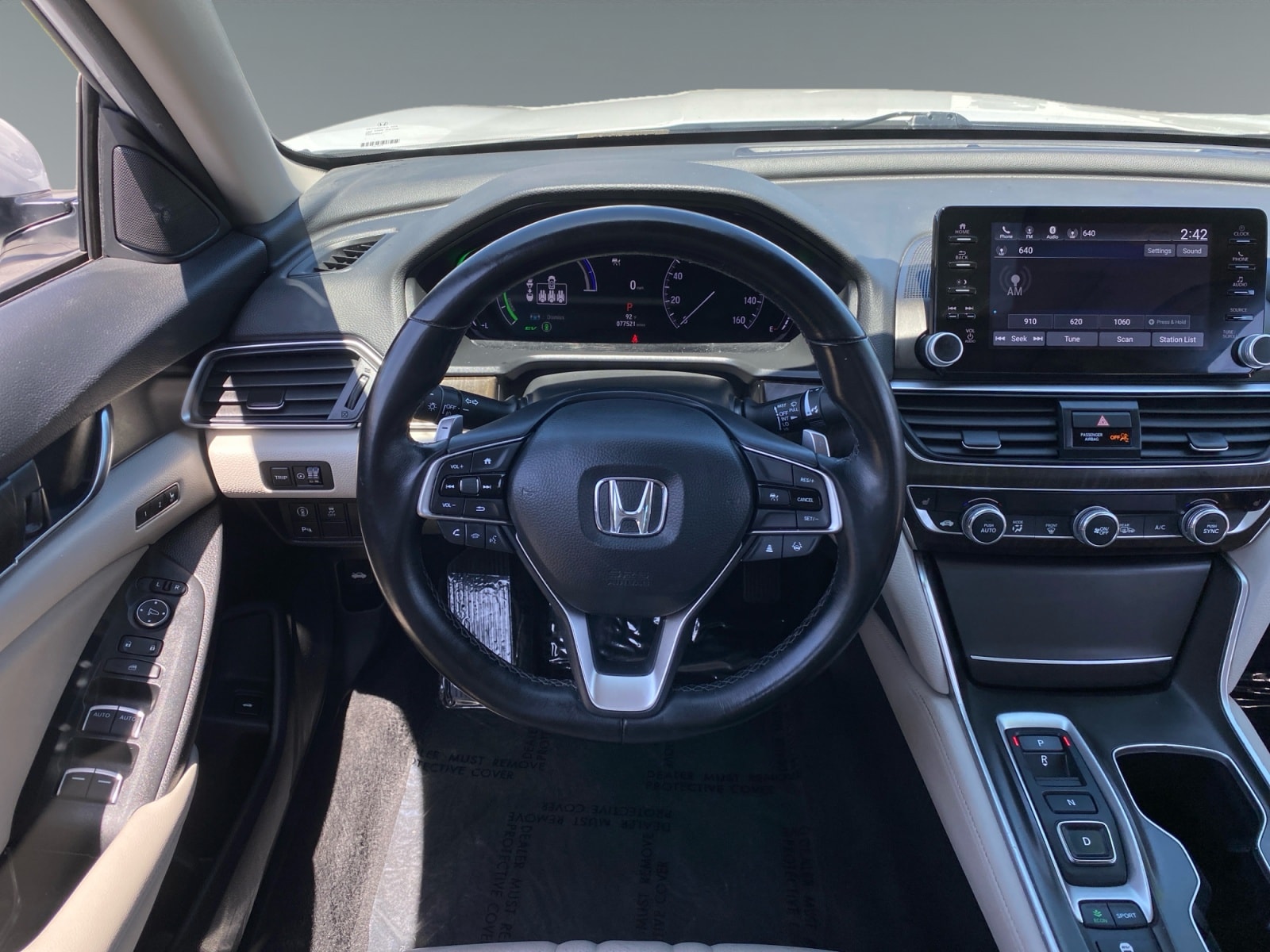 2022 Honda Accord Hybrid EX-L - Photo 11