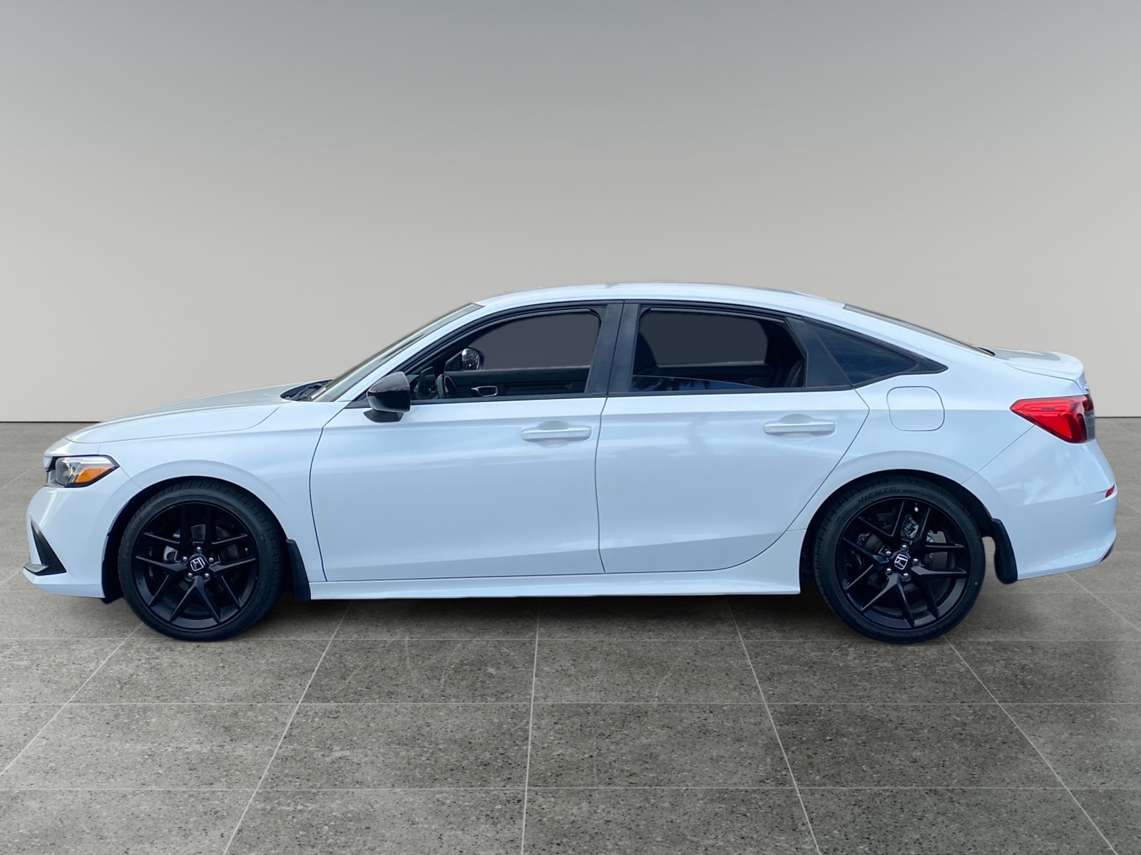 2023 Honda Civic Sport photo 2