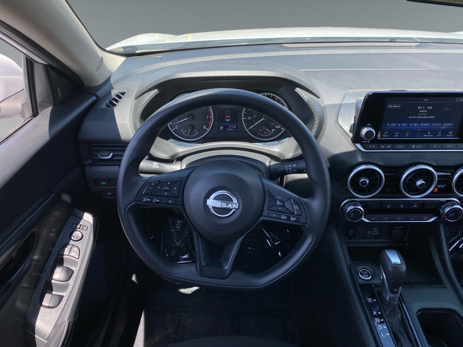2025 Nissan Sentra S - Photo 11