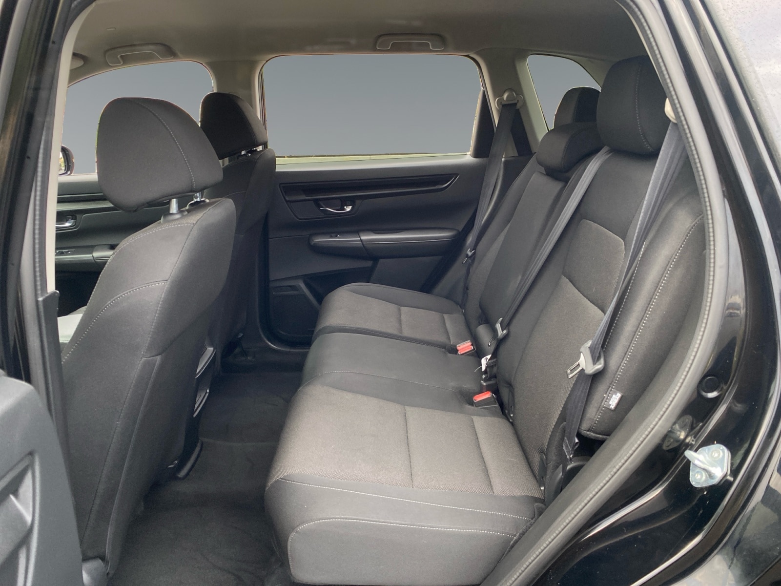 2025 Honda CR-V LX - Photo 13