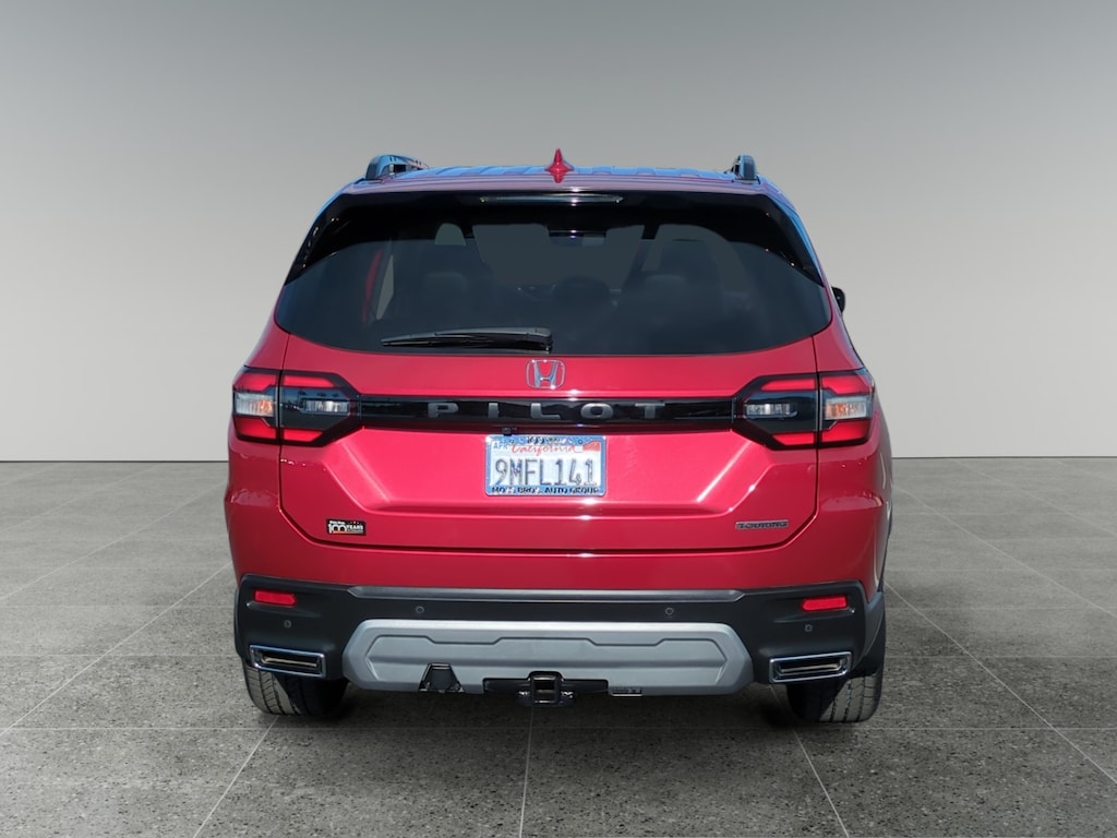 Used 2024 Honda Pilot Touring SUV