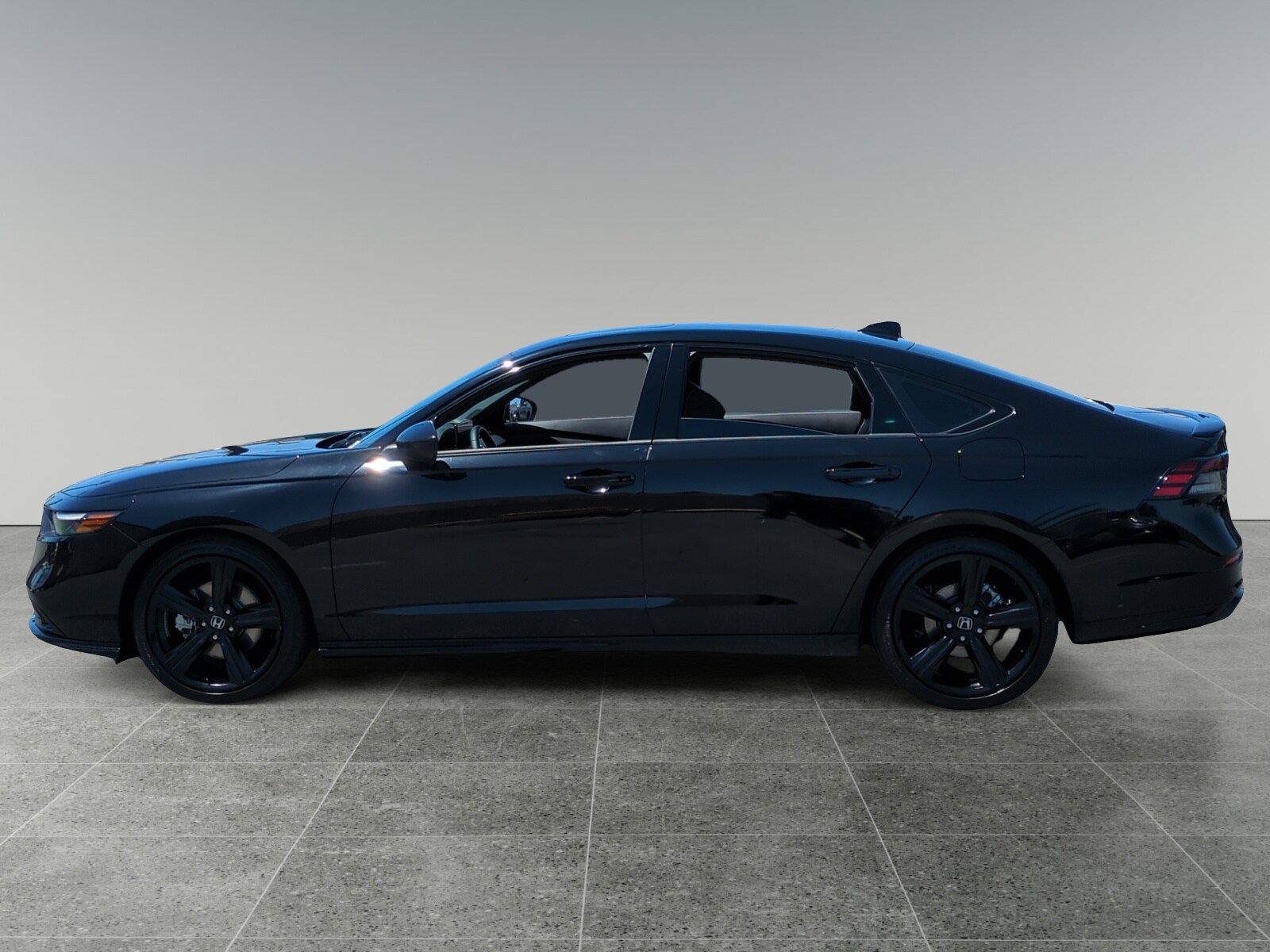 2025 Honda Accord Hybrid Sport-L photo 2