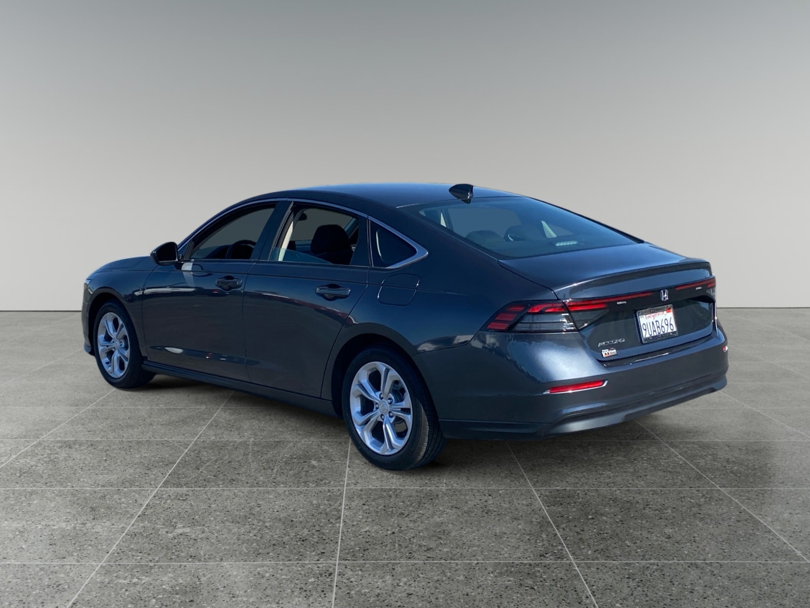 2025 Honda Accord LX photo 3