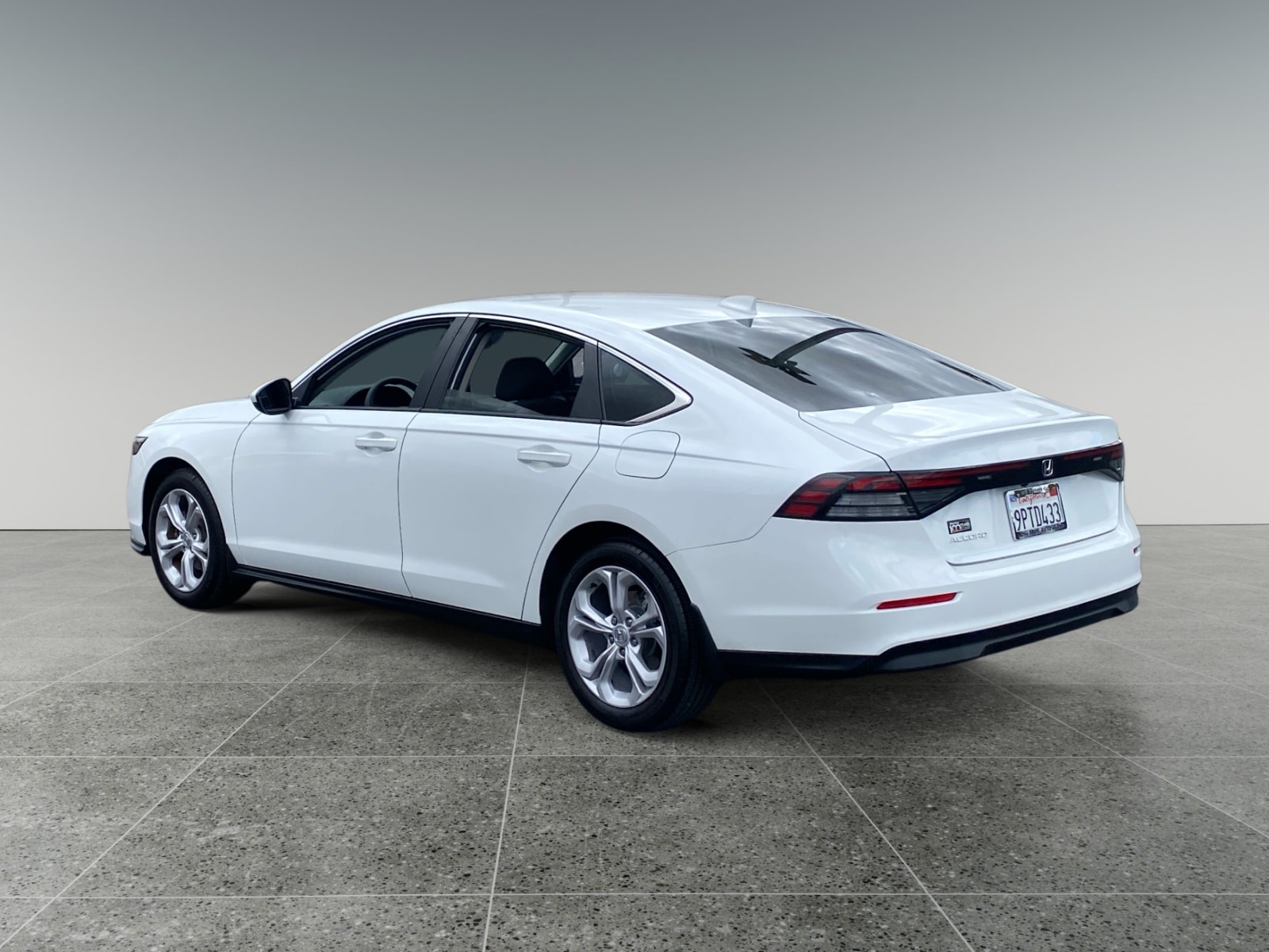 2025 Honda Accord LX photo 3