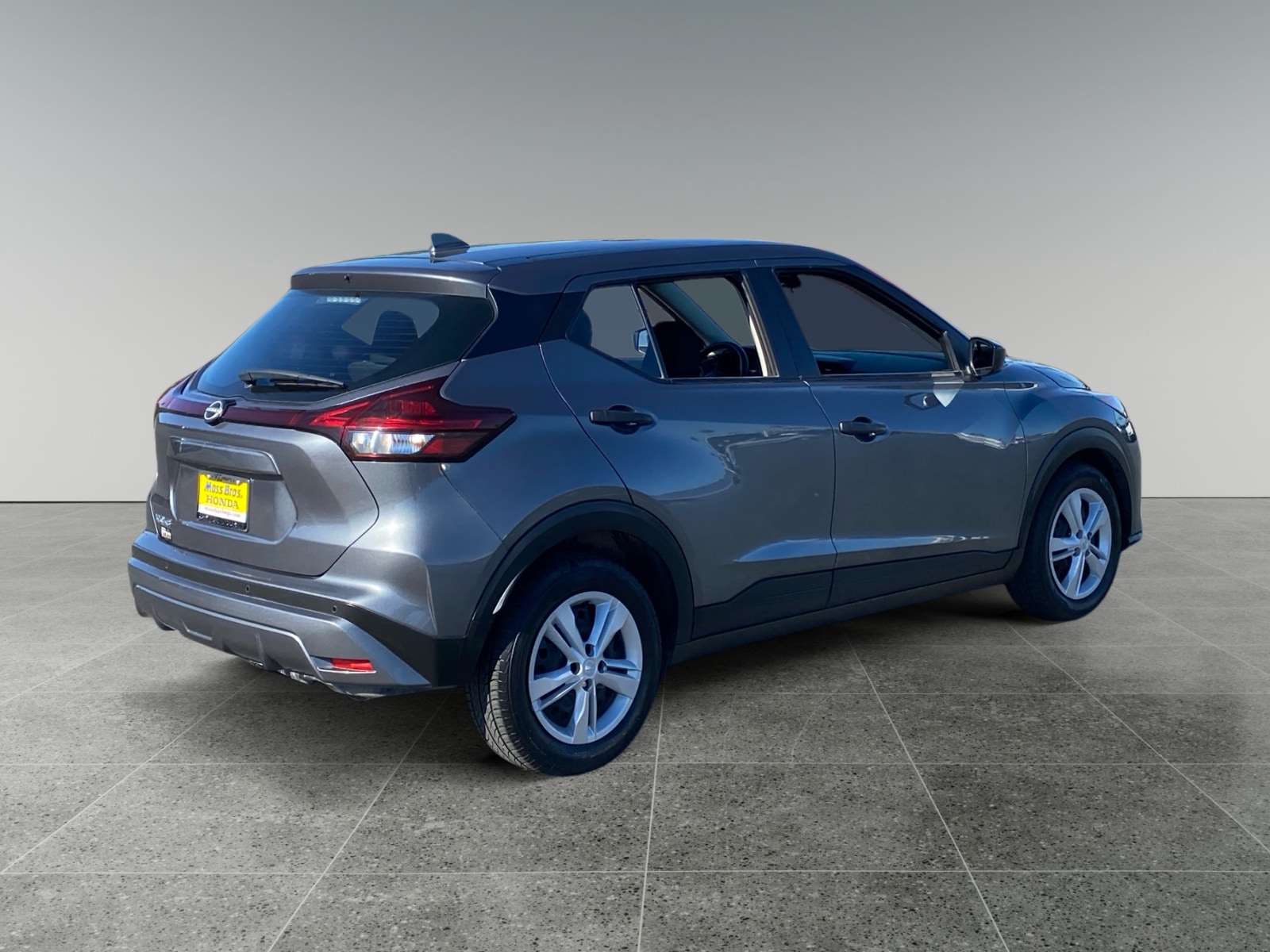 2024 Nissan Kicks S photo 5