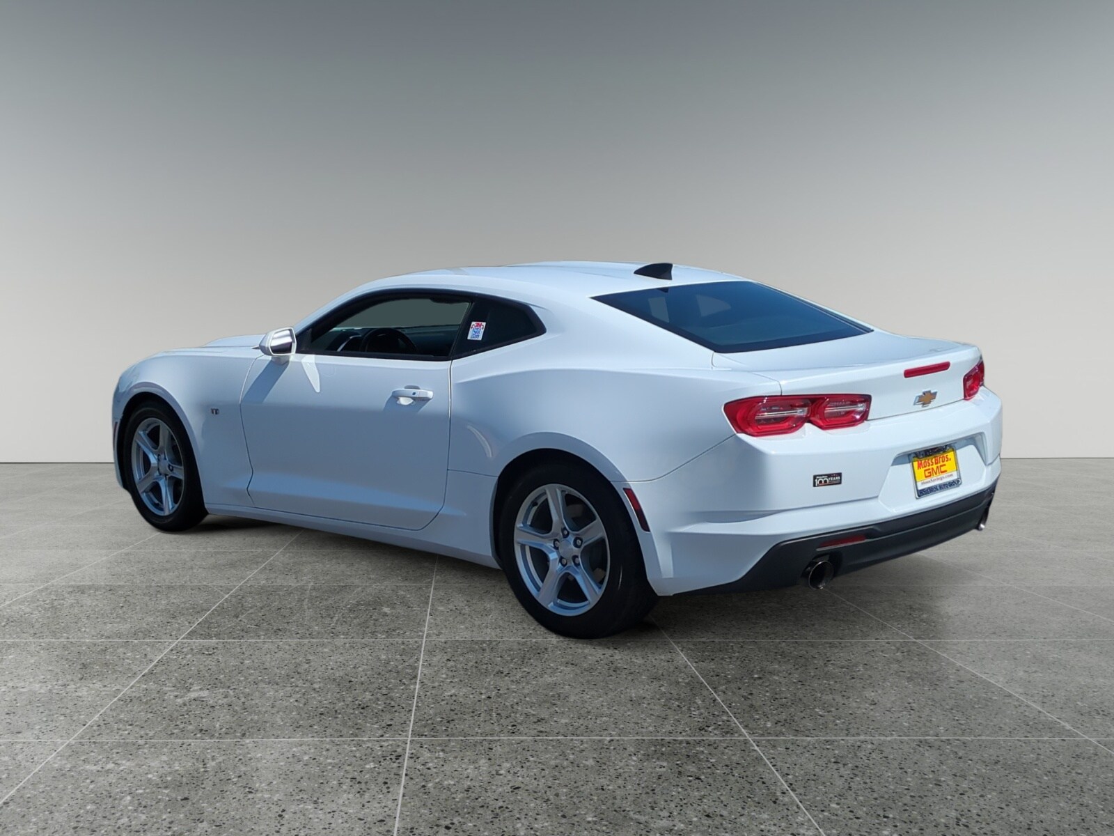 2023 Chevrolet Camaro 1LT photo 3
