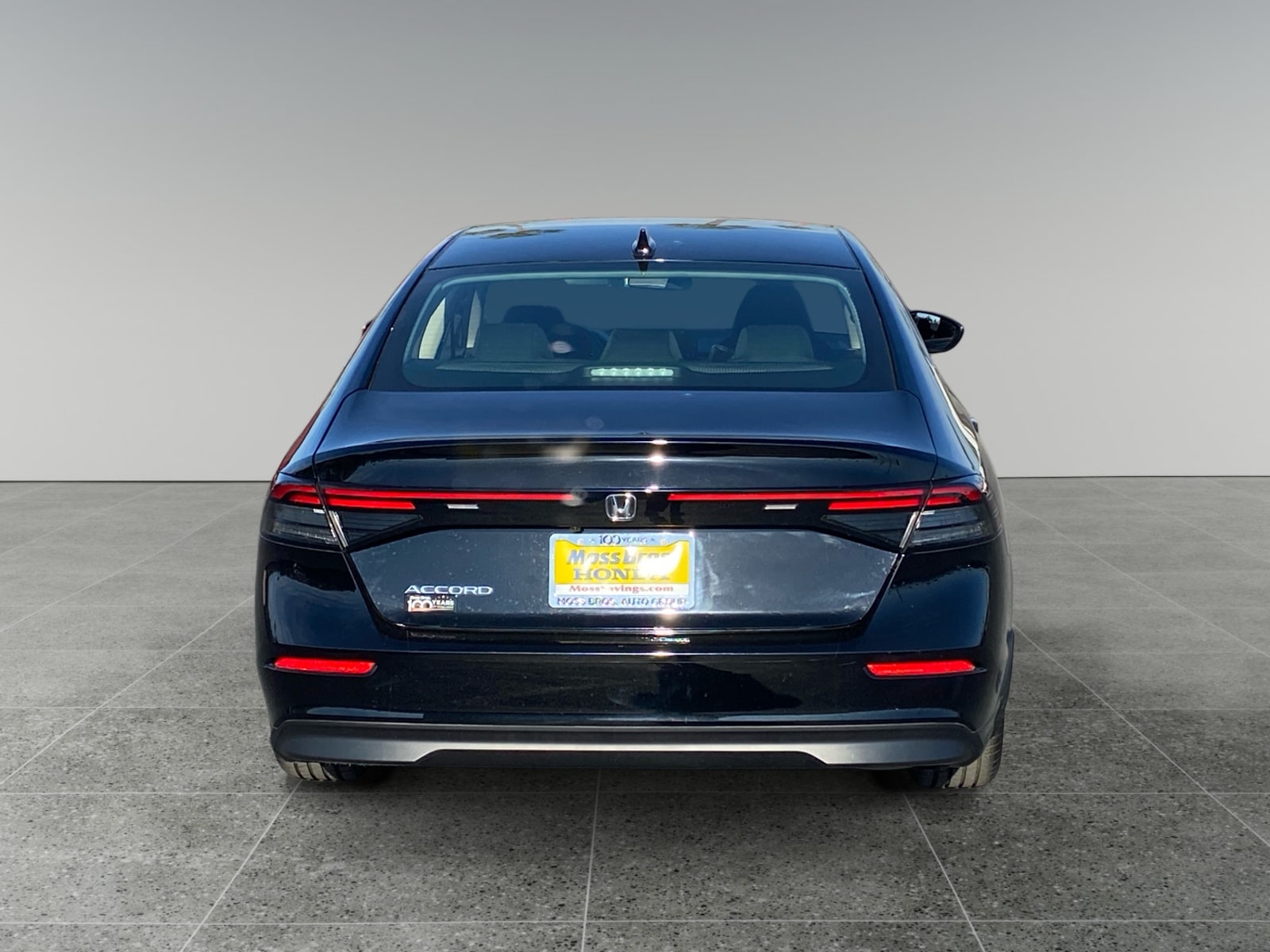 2025 Honda Accord LX photo 4