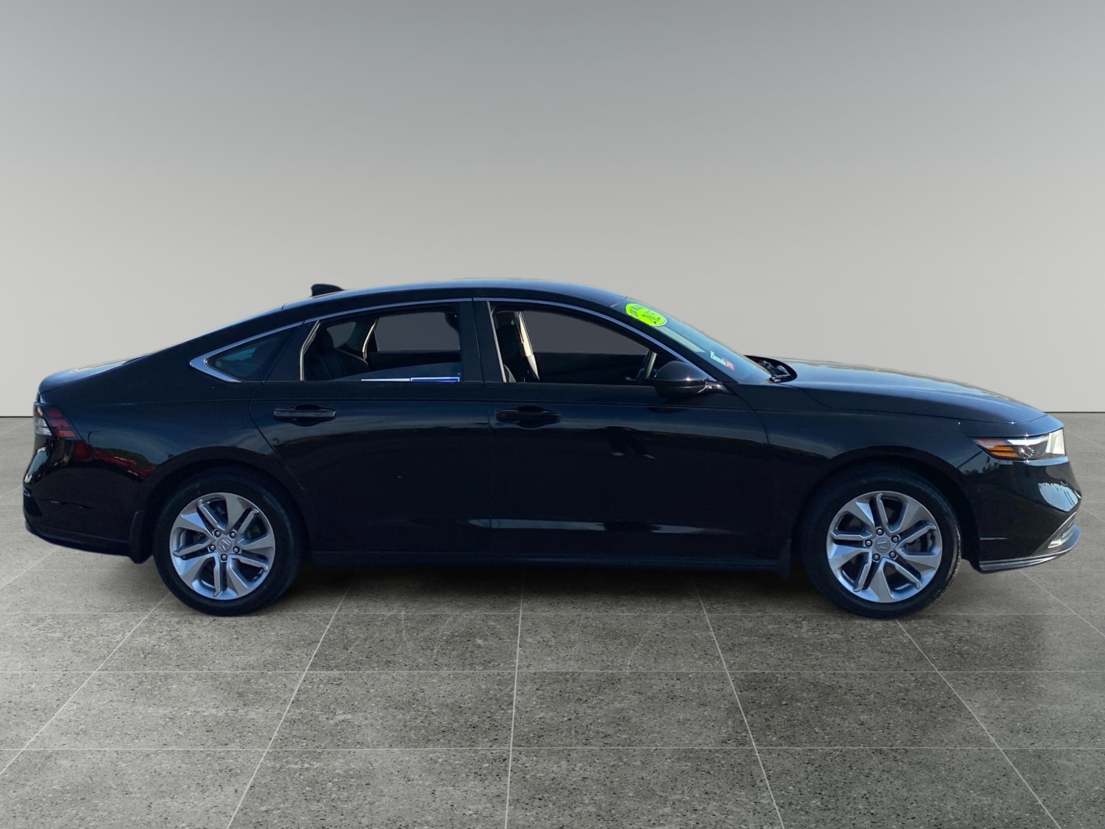 2025 Honda Accord LX photo 6