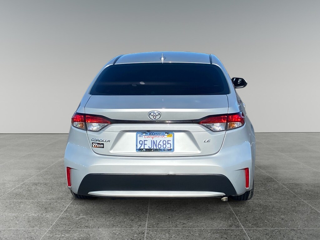 Used 2021 Toyota Corolla LE Sedan