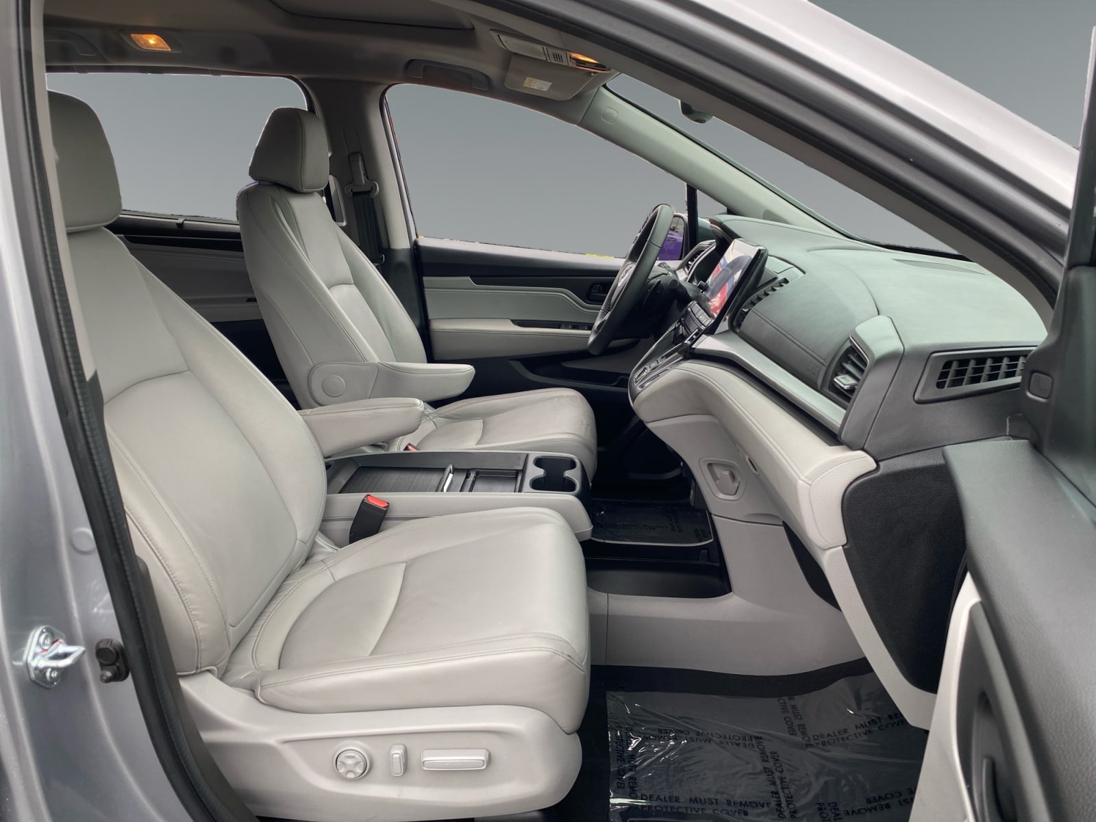 2024 Honda Odyssey EX-L - Photo 15