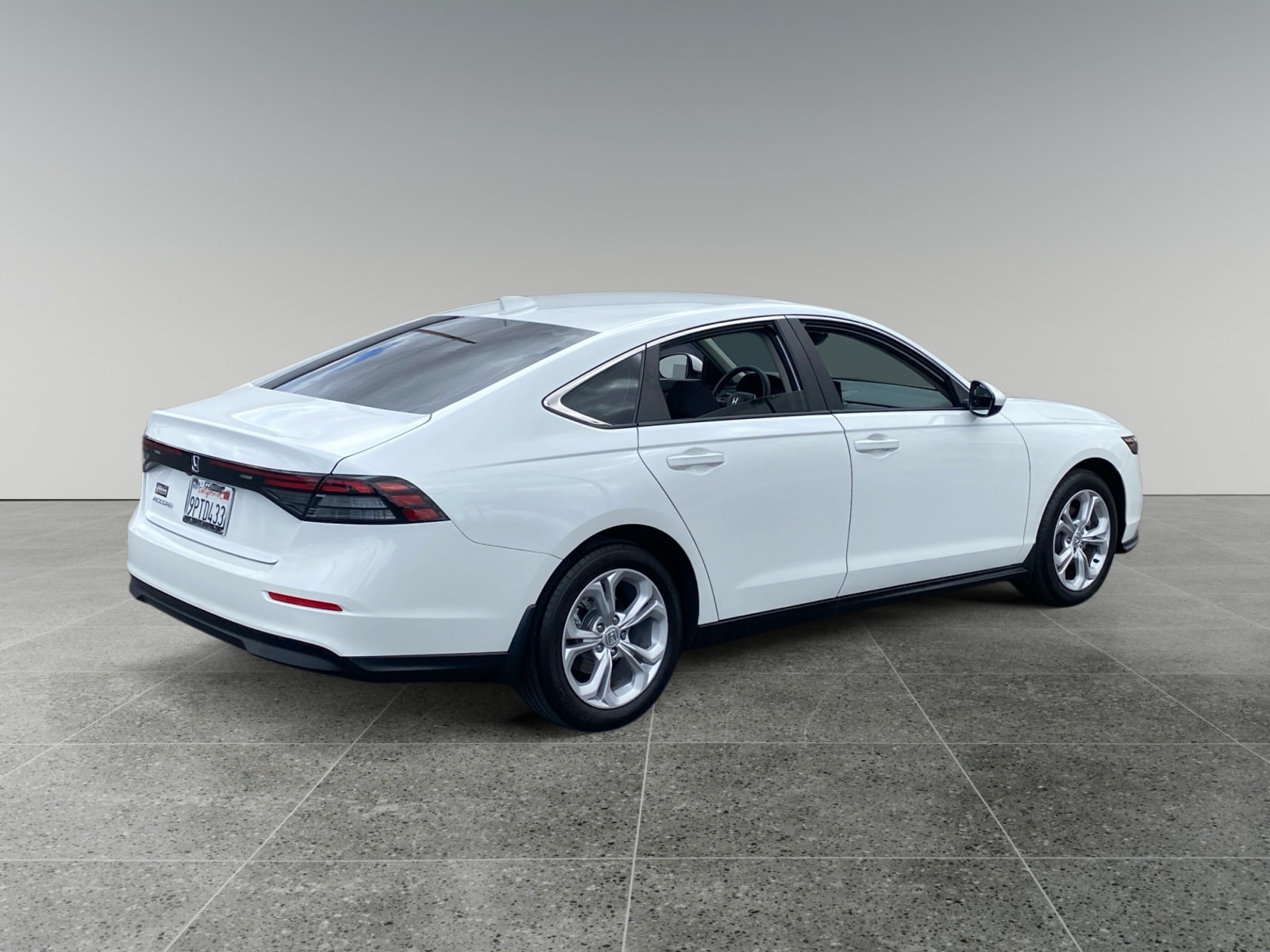 2025 Honda Accord LX photo 5