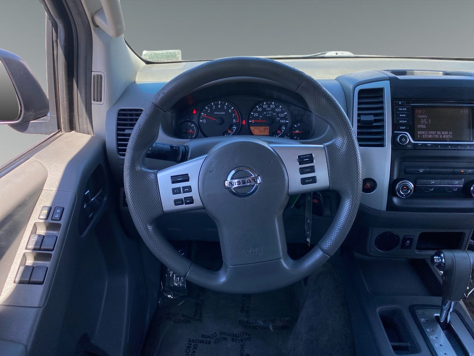2015 Nissan Frontier SV - Photo 12