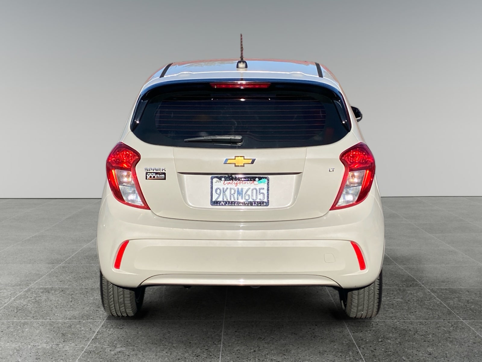 2021 Chevrolet Spark 1LT - Photo 4