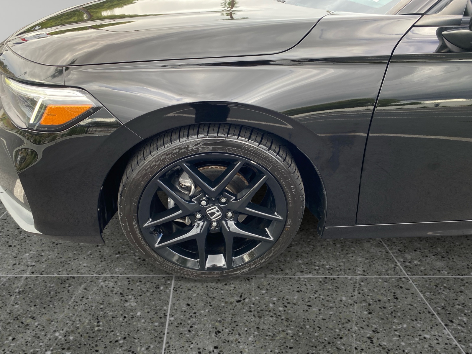2025 Honda Civic Sport - Photo 14