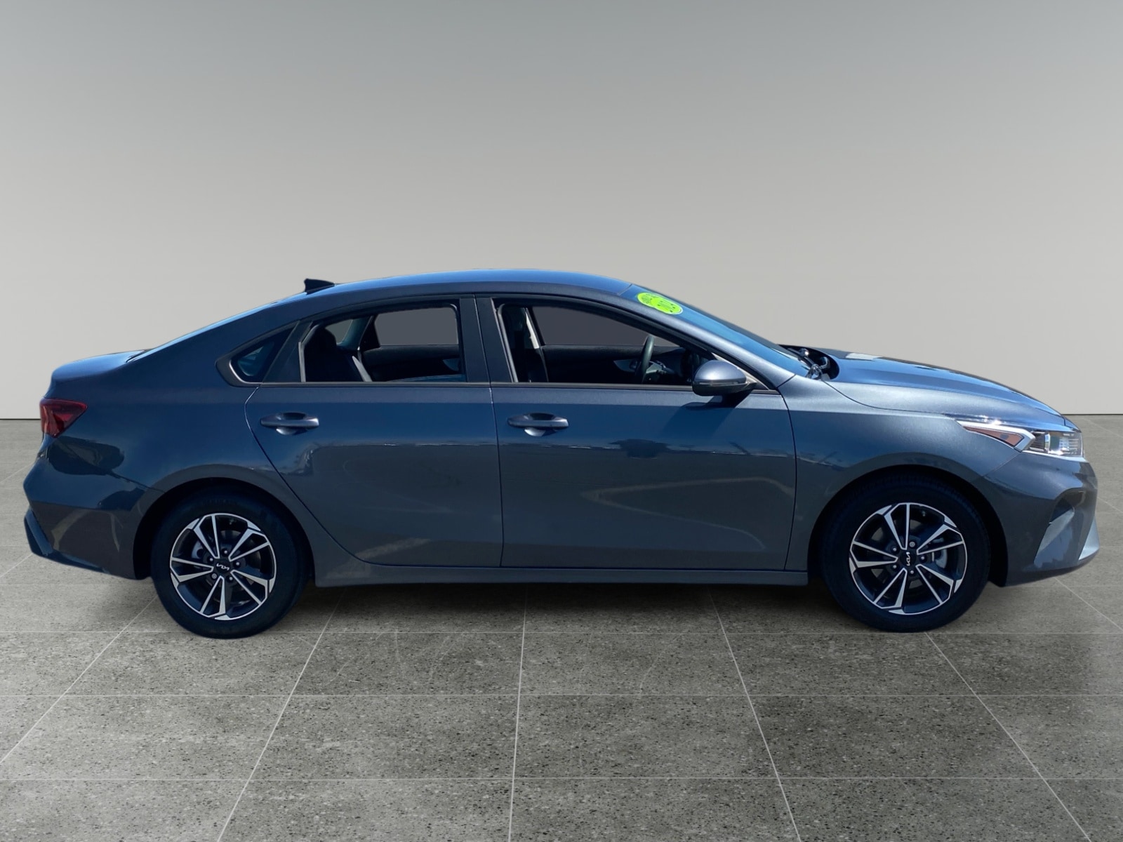 2024 Kia Forte LXS photo 6
