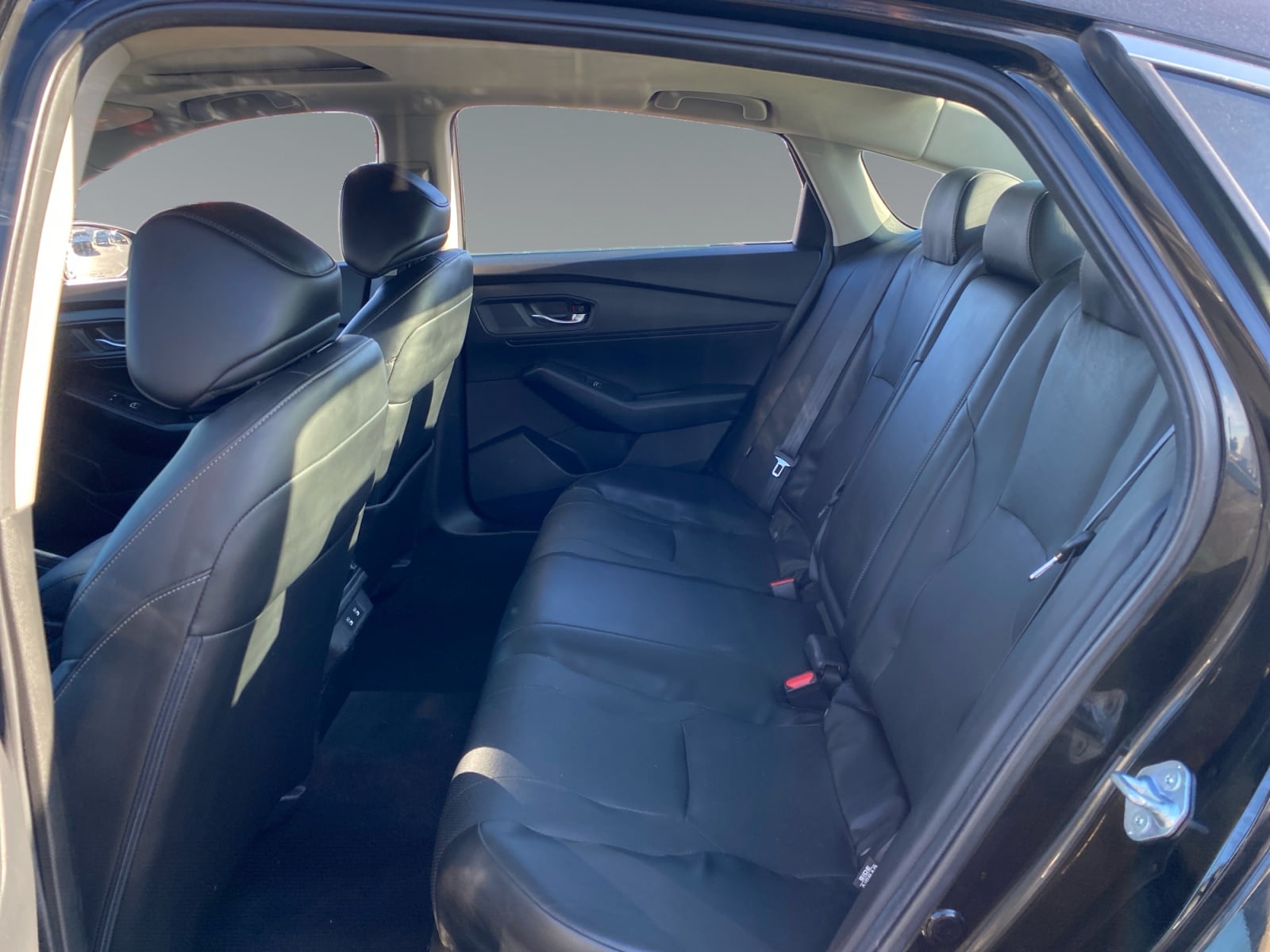 2023 Honda Accord Hybrid EX-L - Photo 13