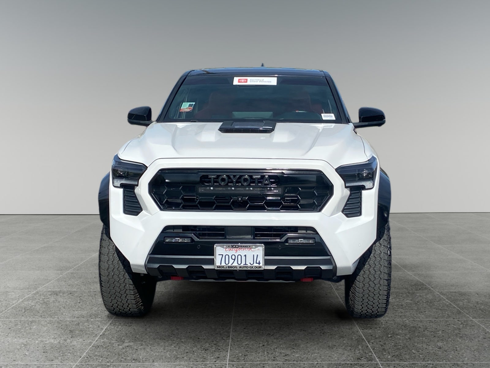 2025 Toyota Tacoma TRD Pro - Photo 8