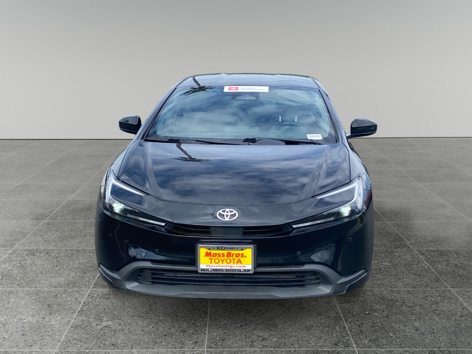 2025 Toyota Prius LE - Photo 8