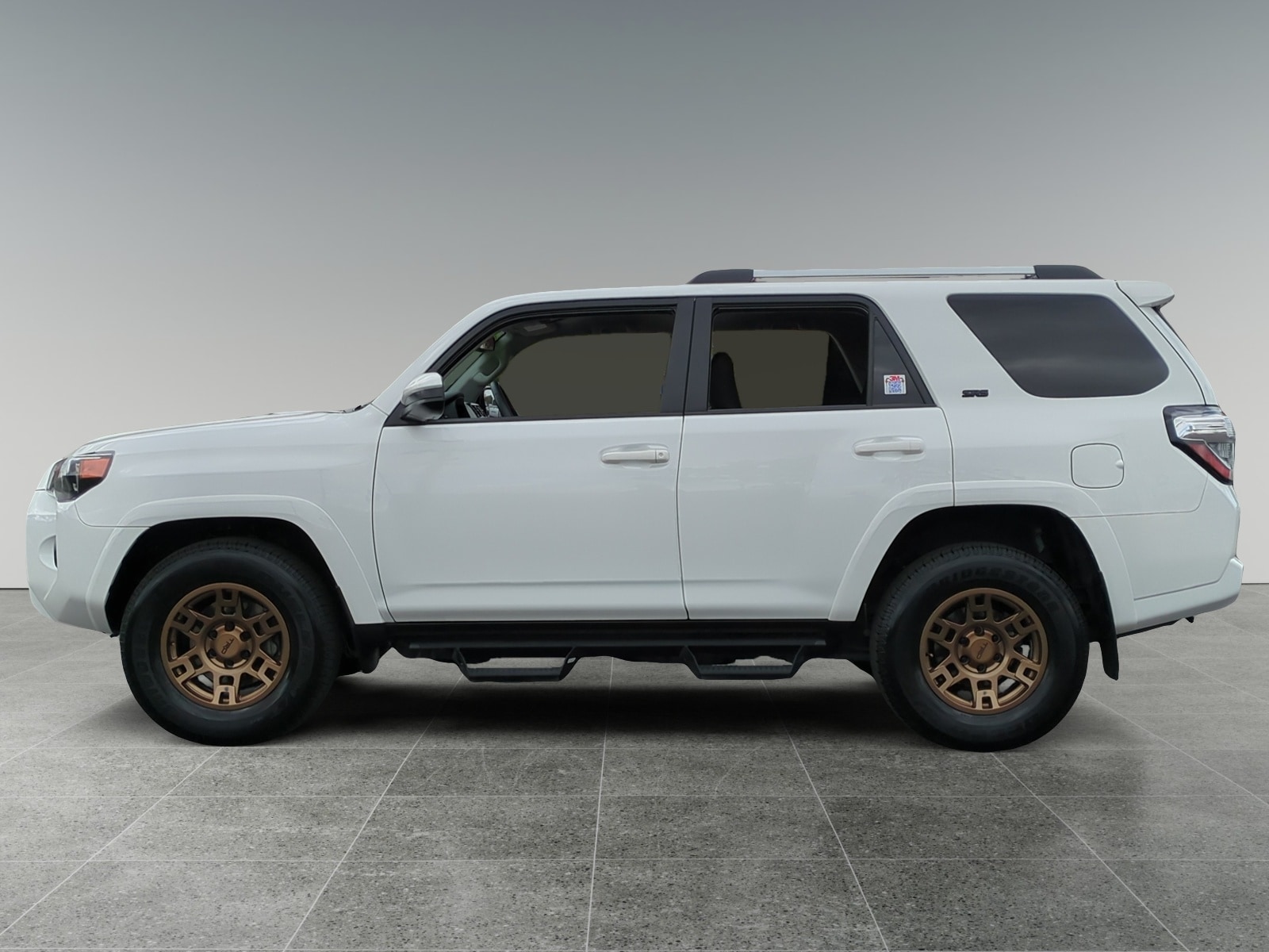 Used 2022 Toyota 4Runner SR5 with VIN JTEEU5JR2N5273774 for sale in Moreno Valley, CA