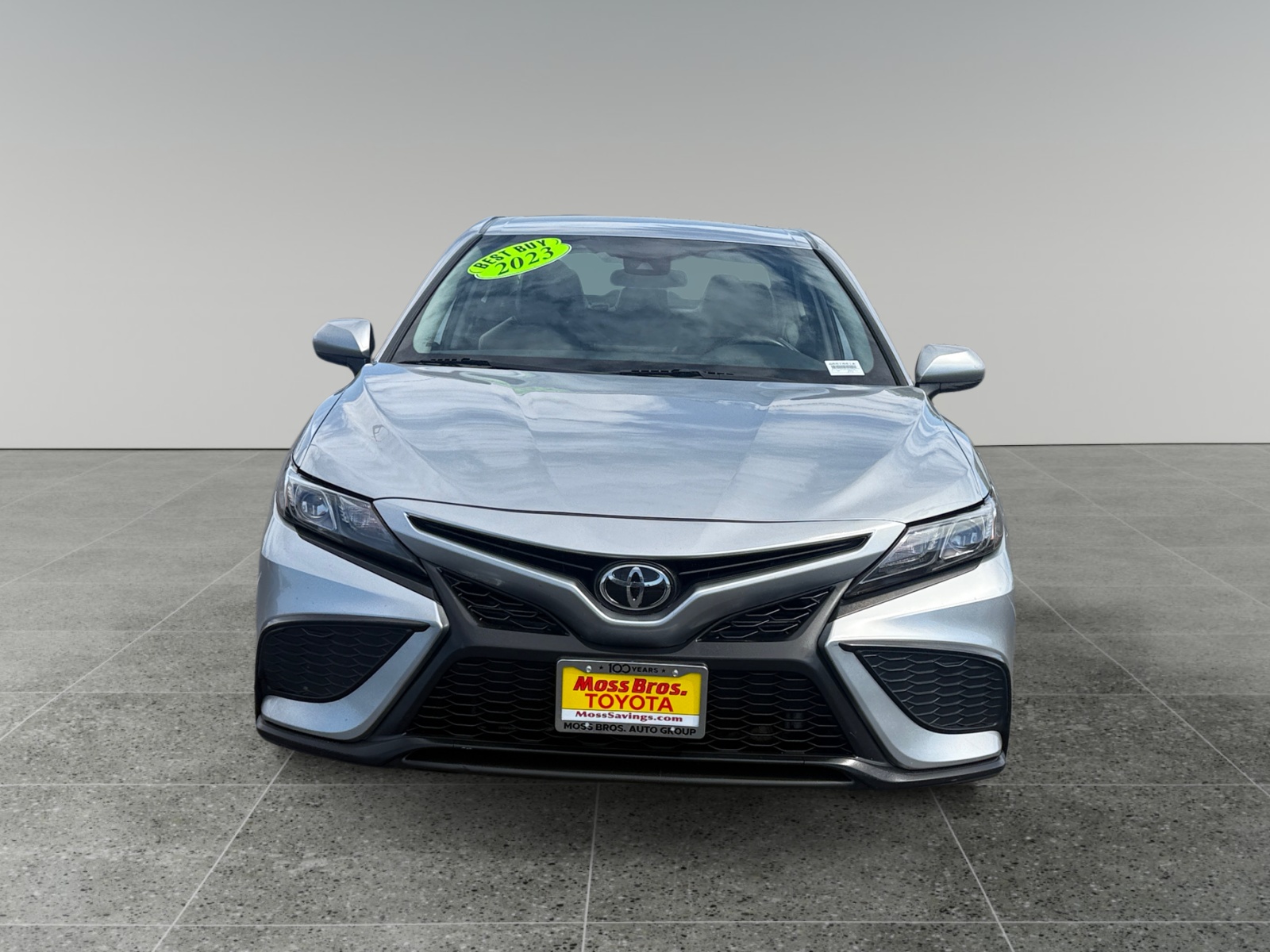 2024 Toyota Camry SE - Photo 8