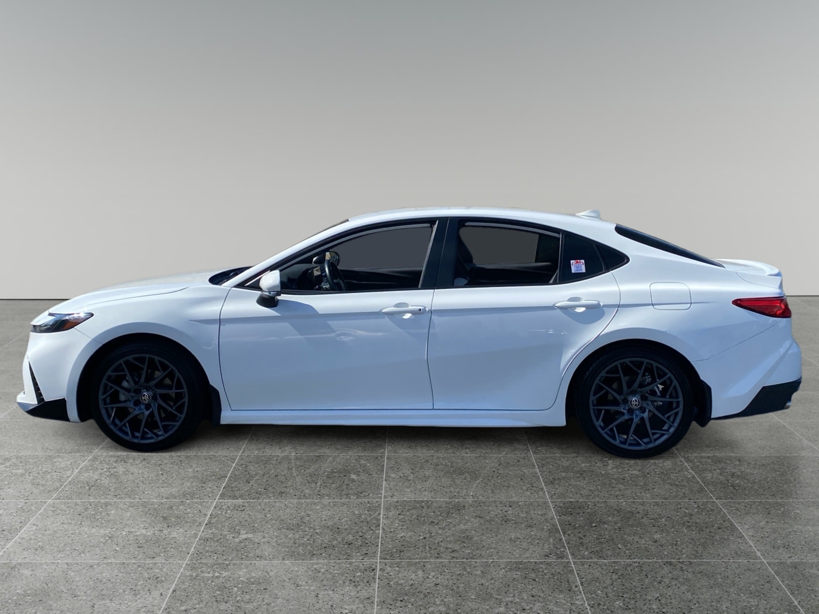 2025 Toyota Camry SE photo 2